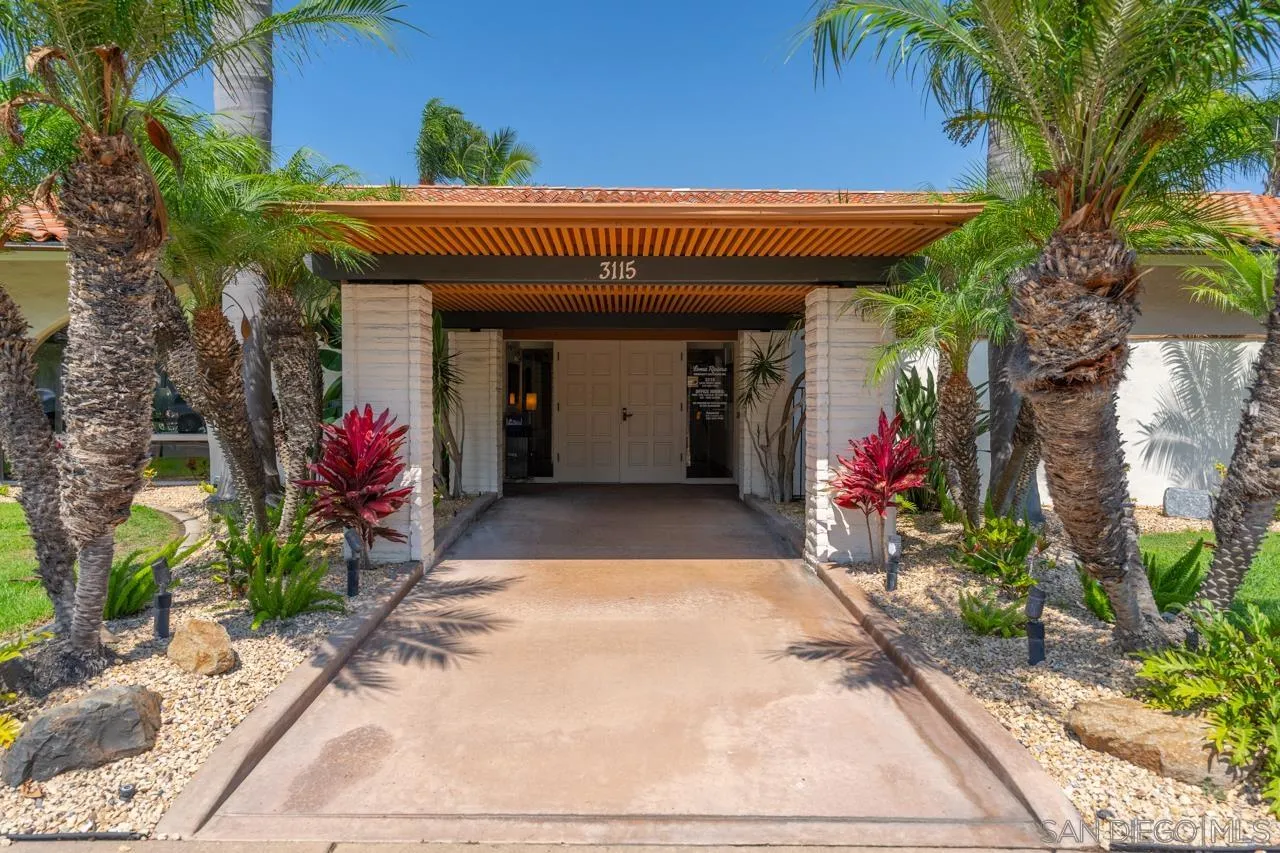 4134 Loma Riviera Ln