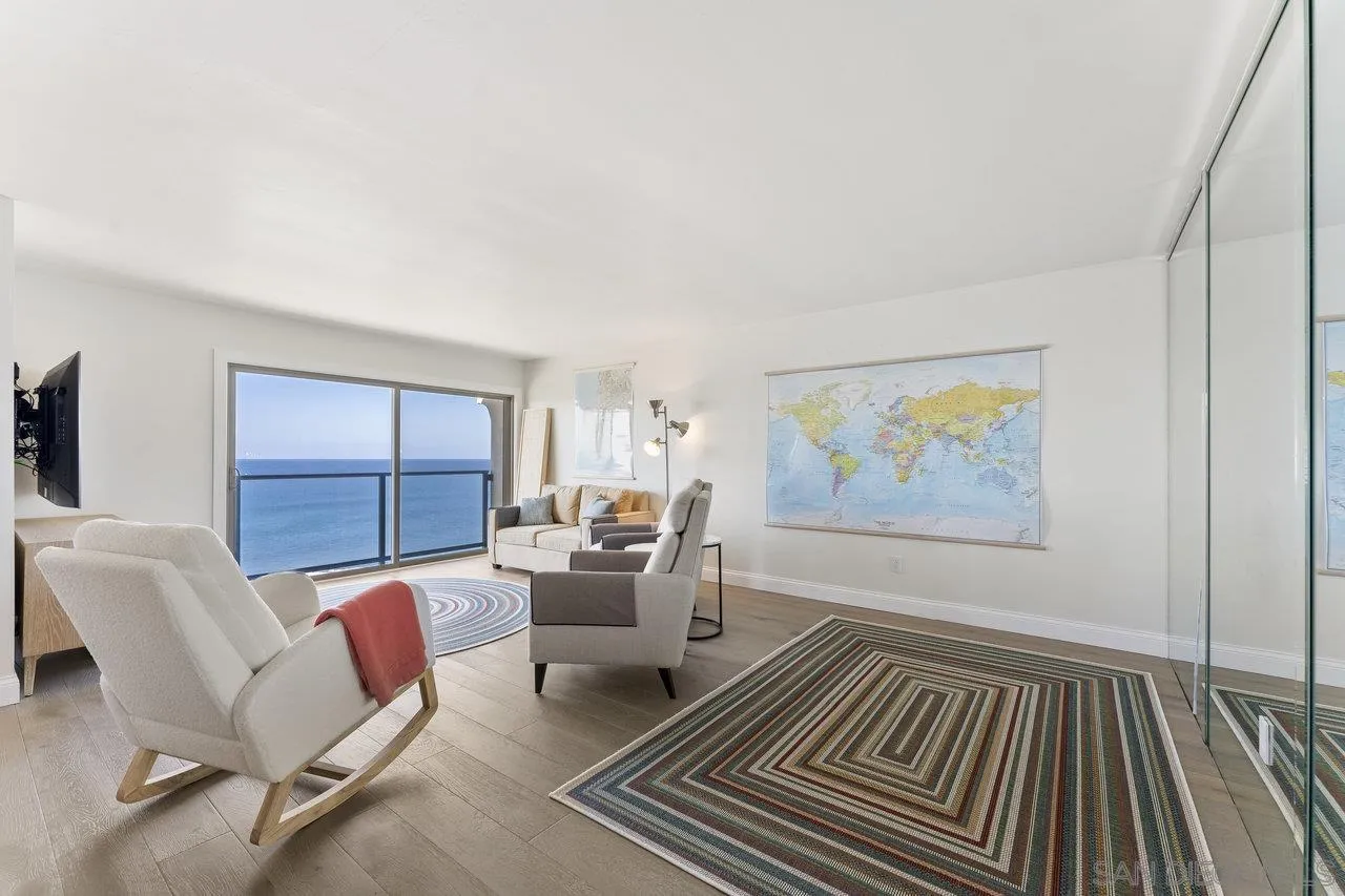 909 Coast Blvd Unit 26