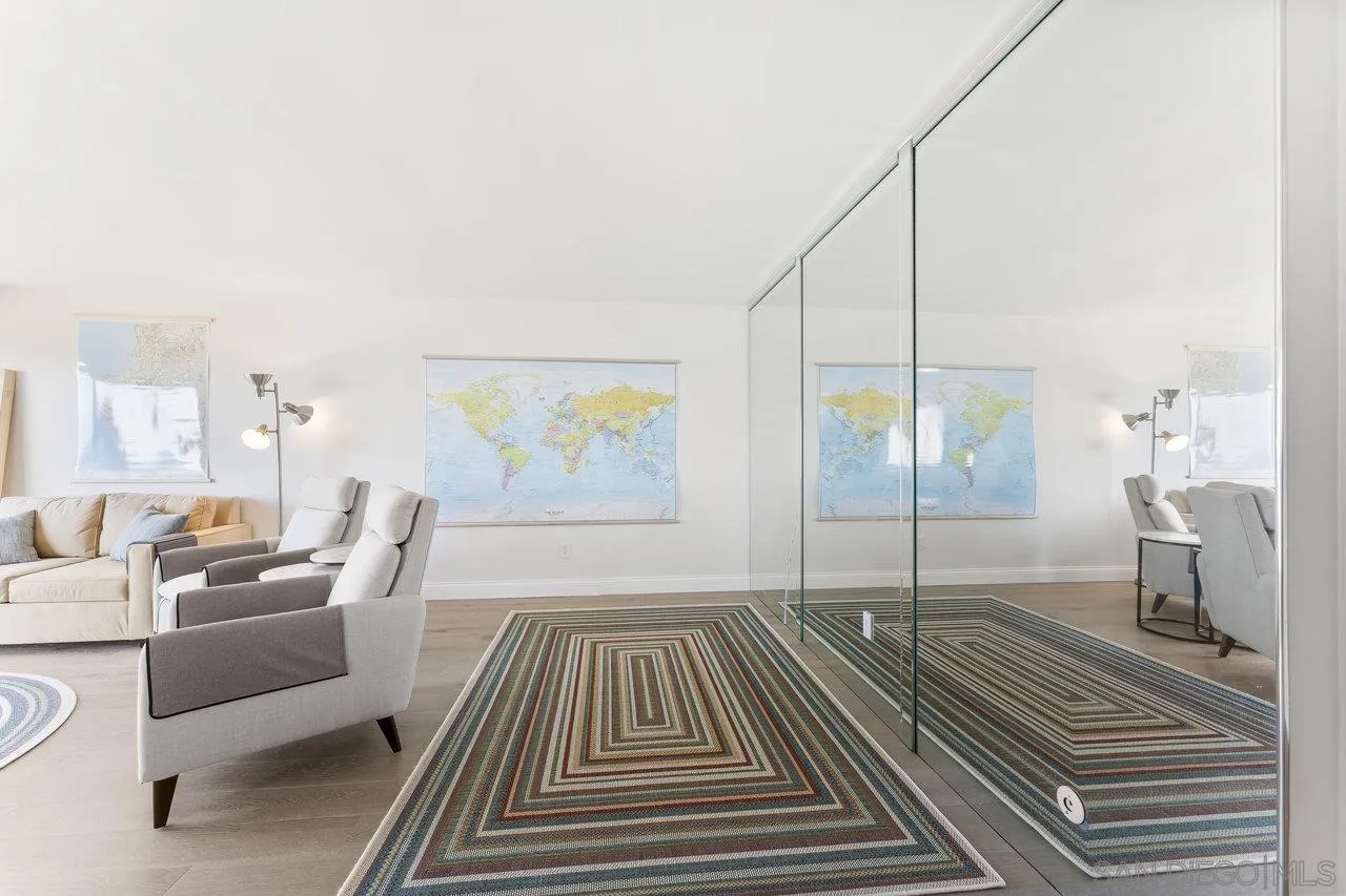 909 Coast Blvd Unit 26