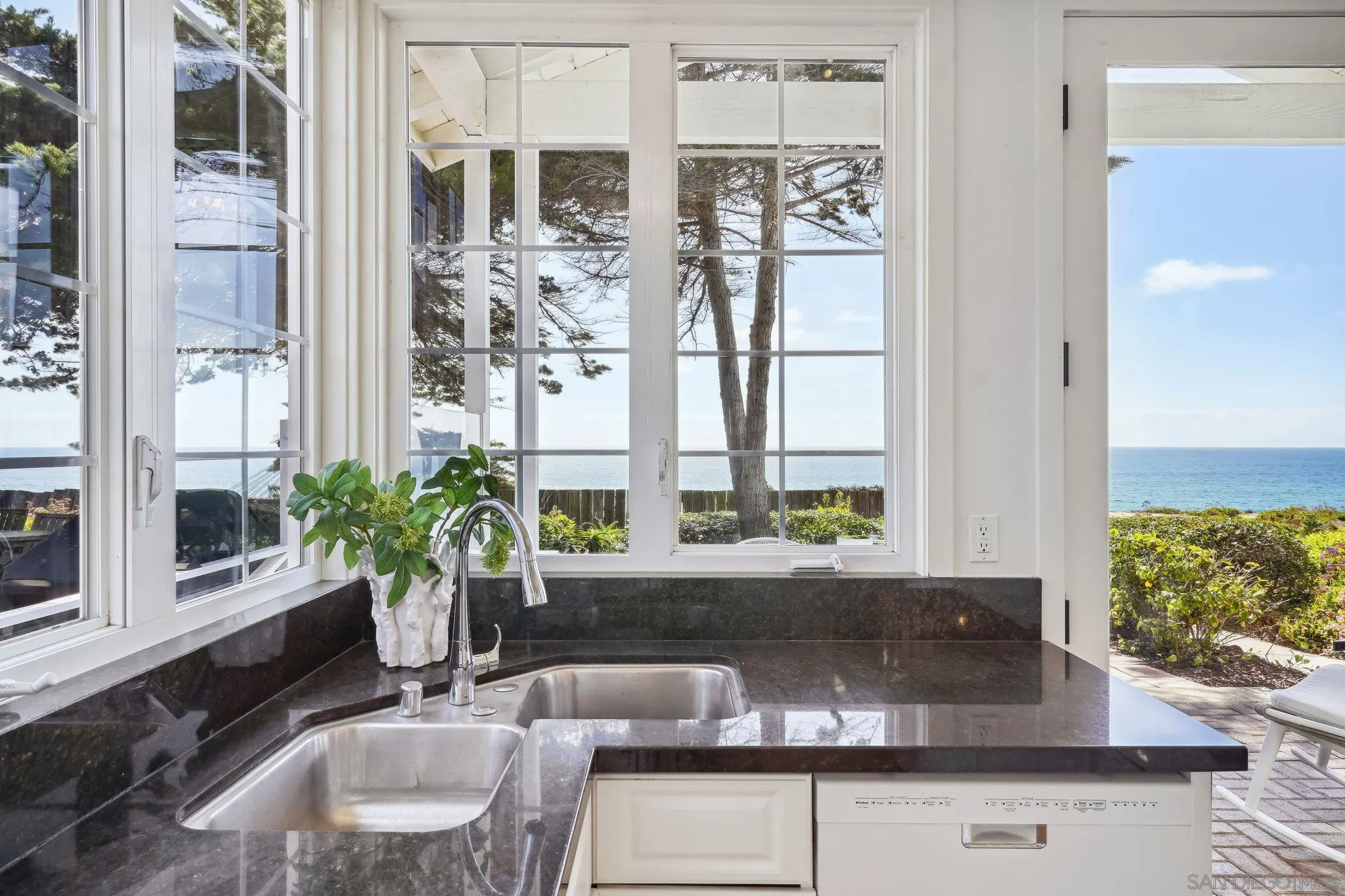 931 - 939 Ocean Ave