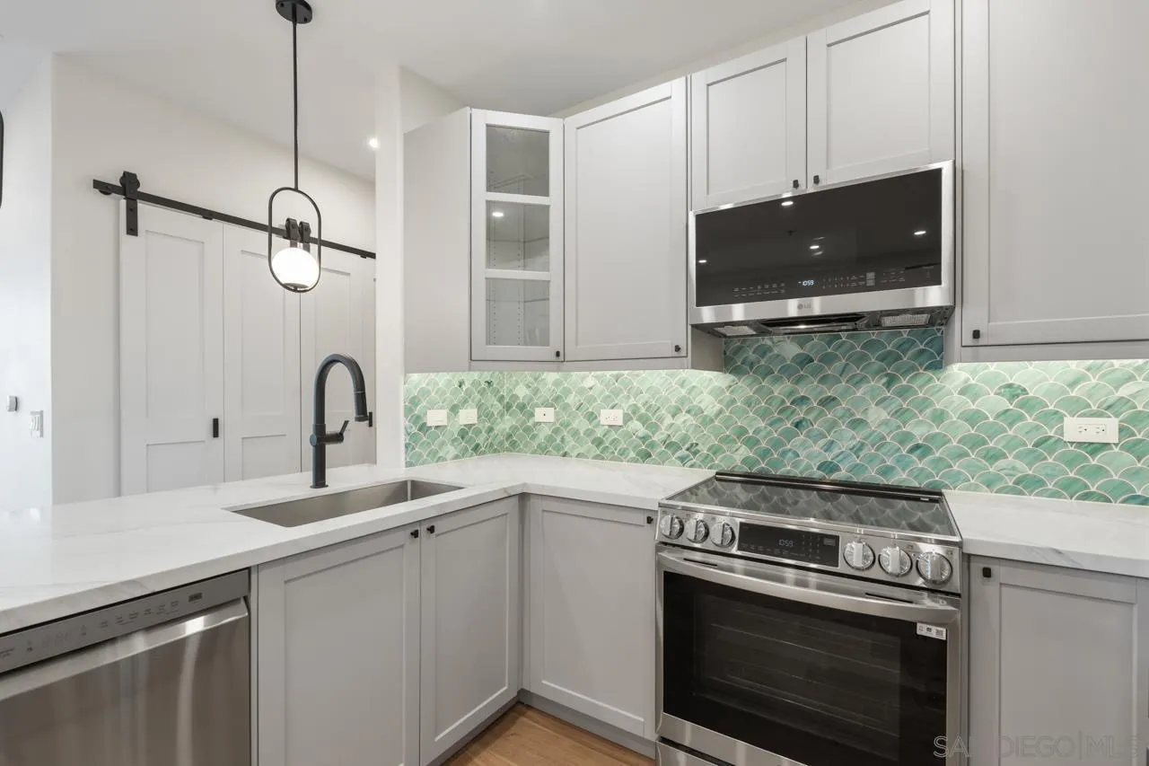 3877 Pell Place Unit 313