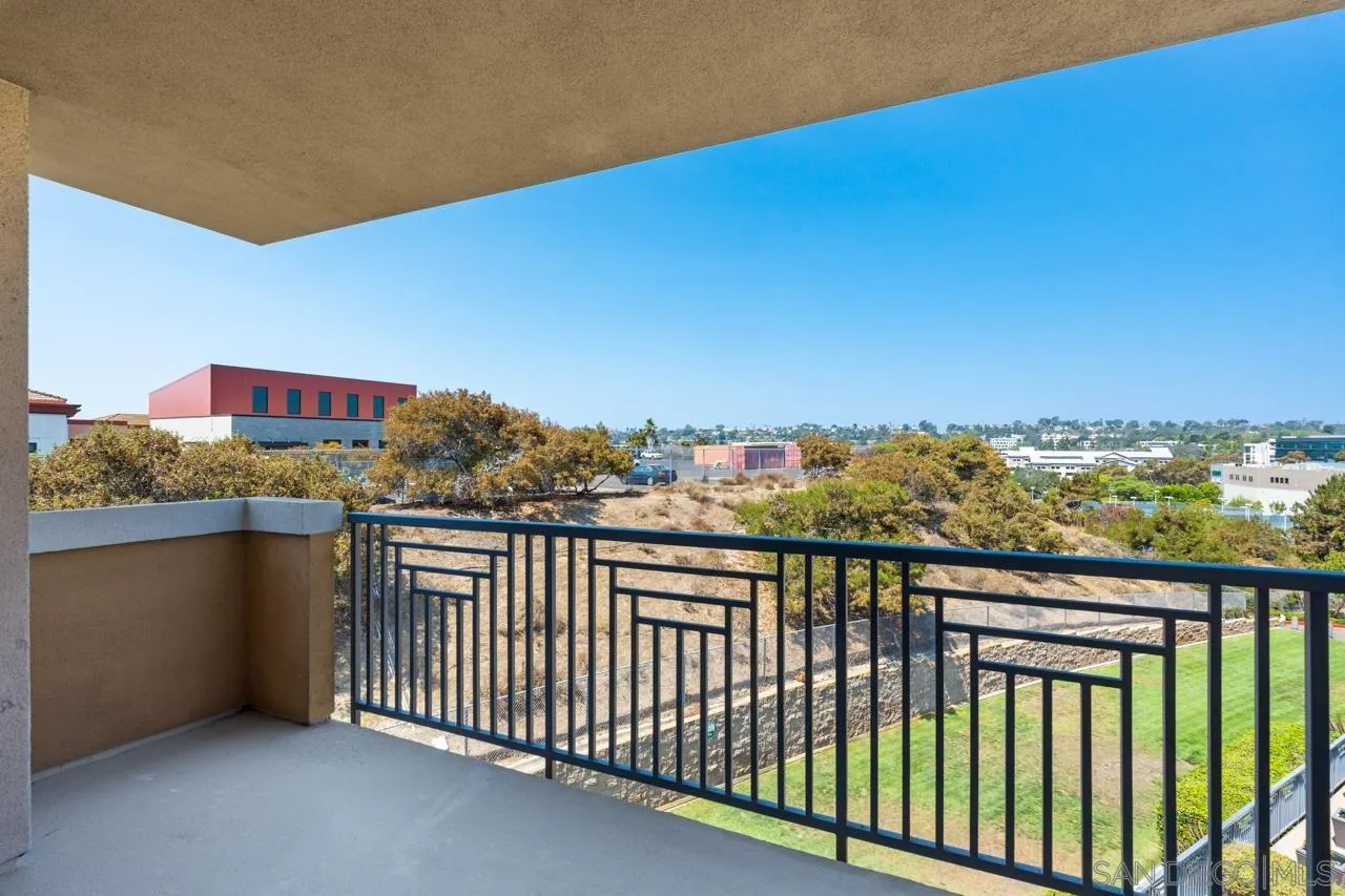 3877 Pell Place Unit 313