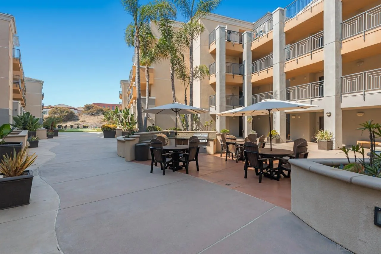 3877 Pell Place Unit 313
