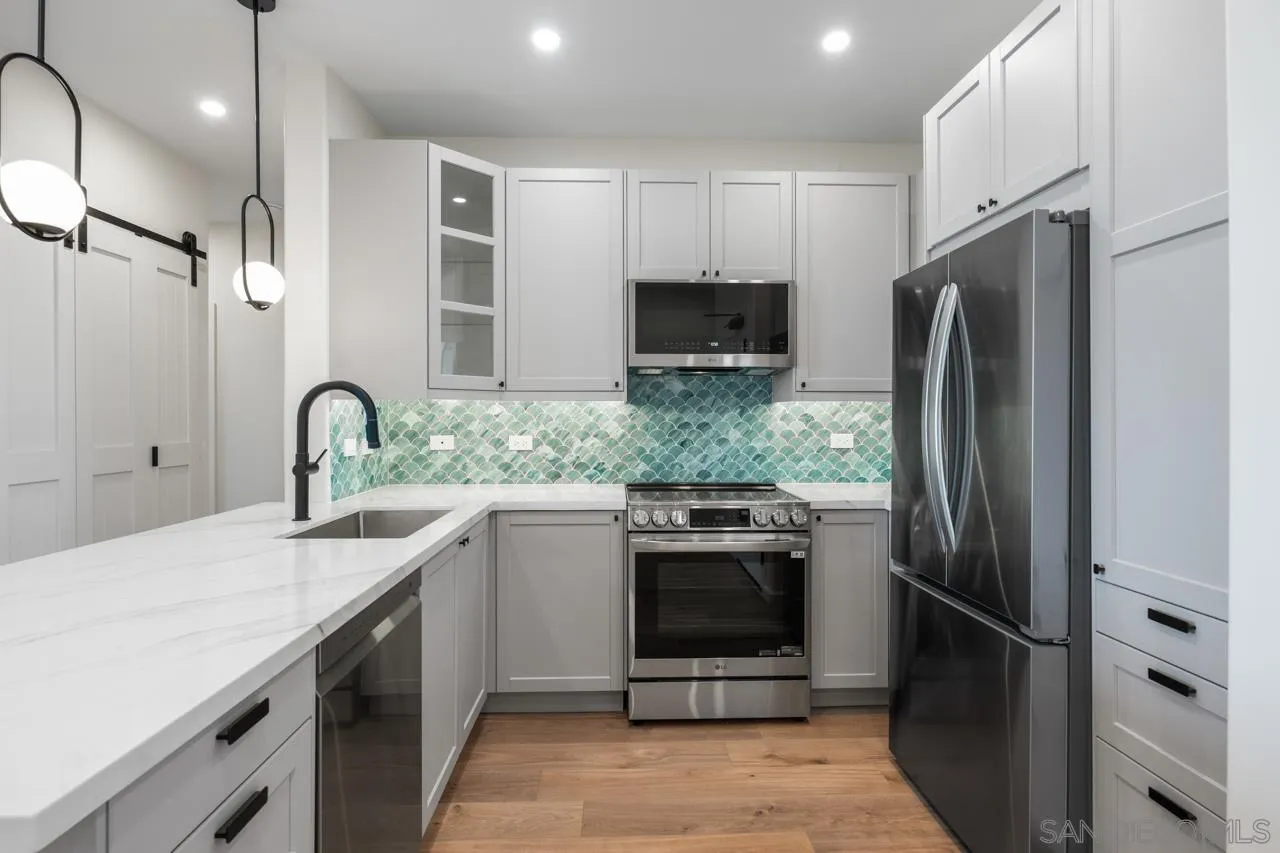 3877 Pell Place Unit 313