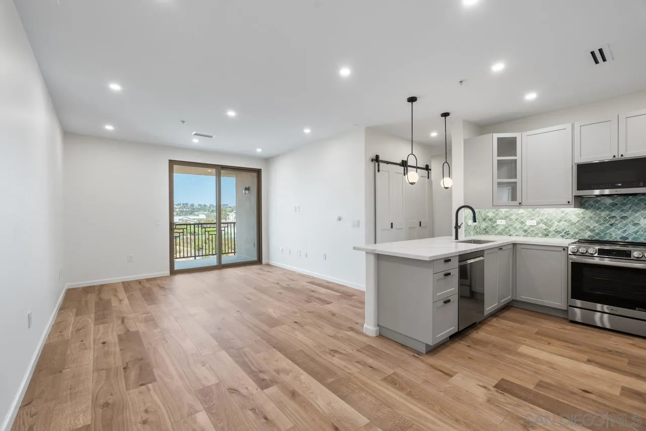 3877 Pell Place Unit 313