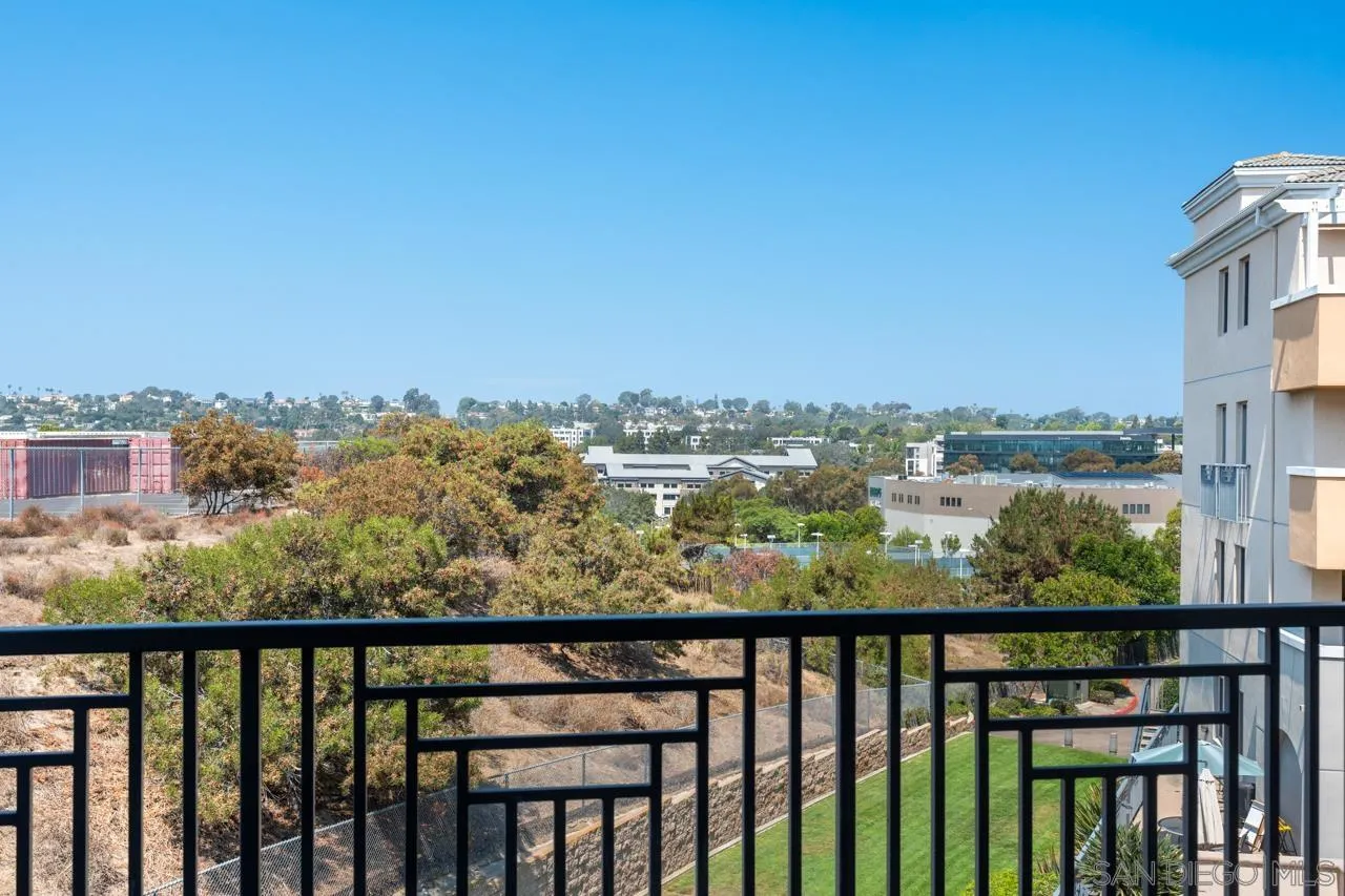 3877 Pell Place Unit 313