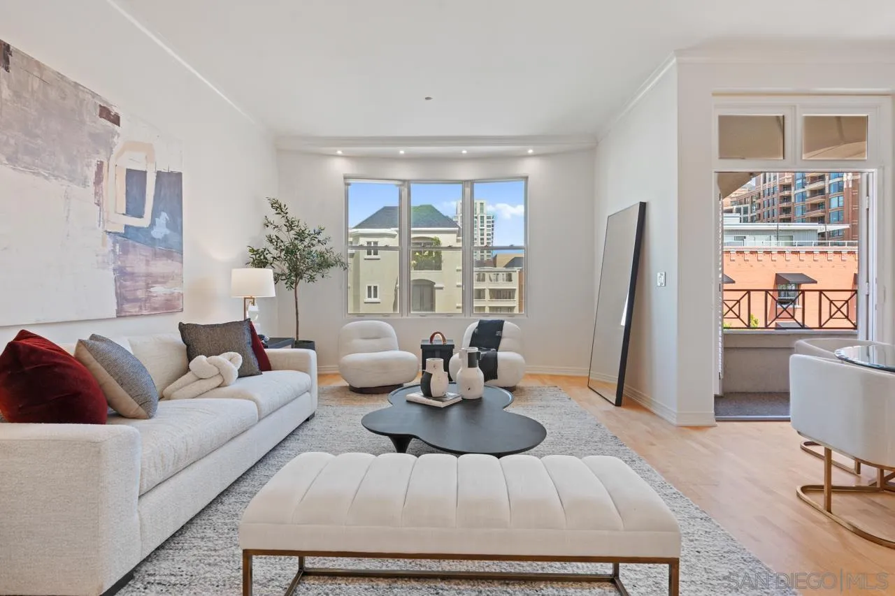 650 Columbia St. Unit 313