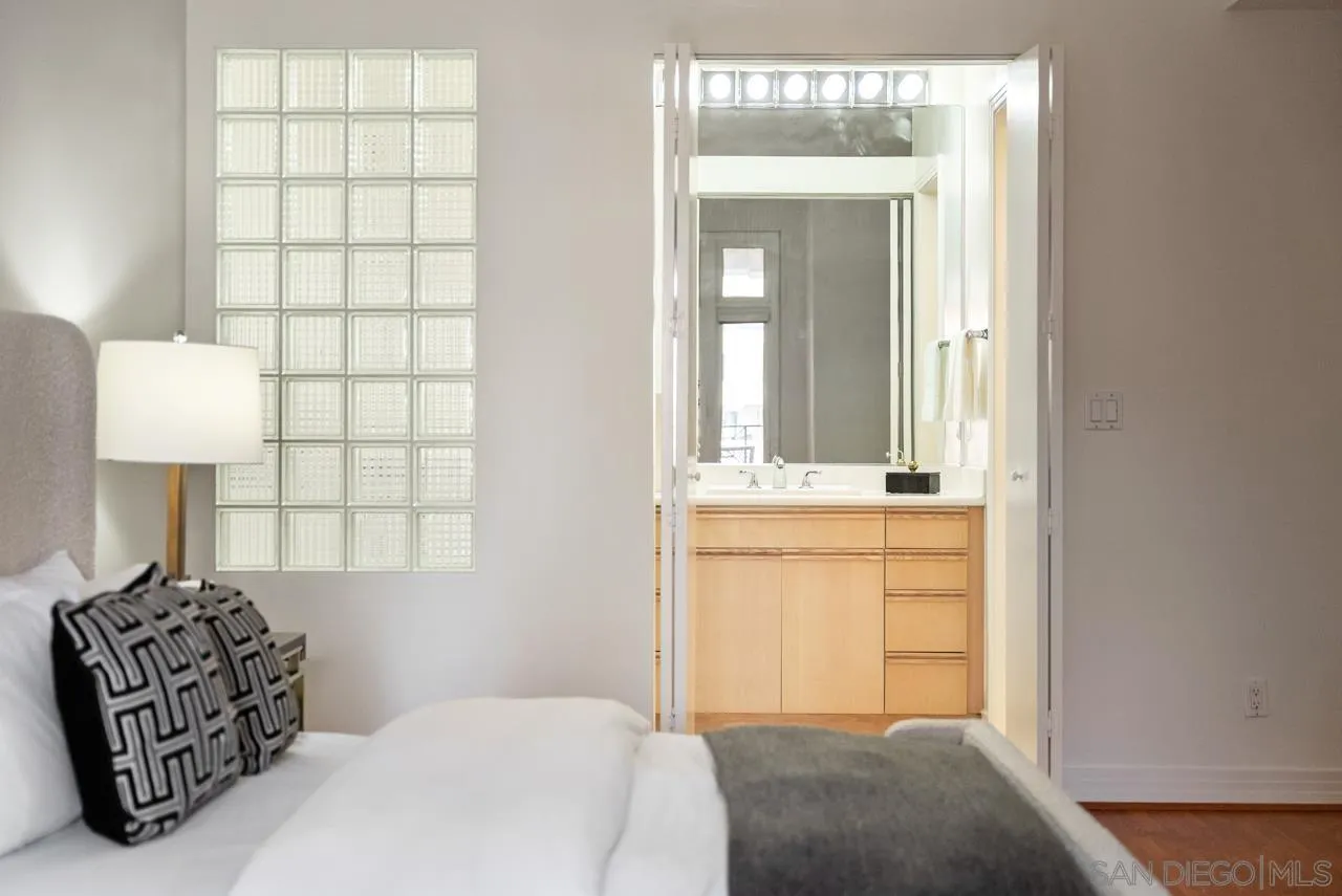 650 Columbia St. Unit 313