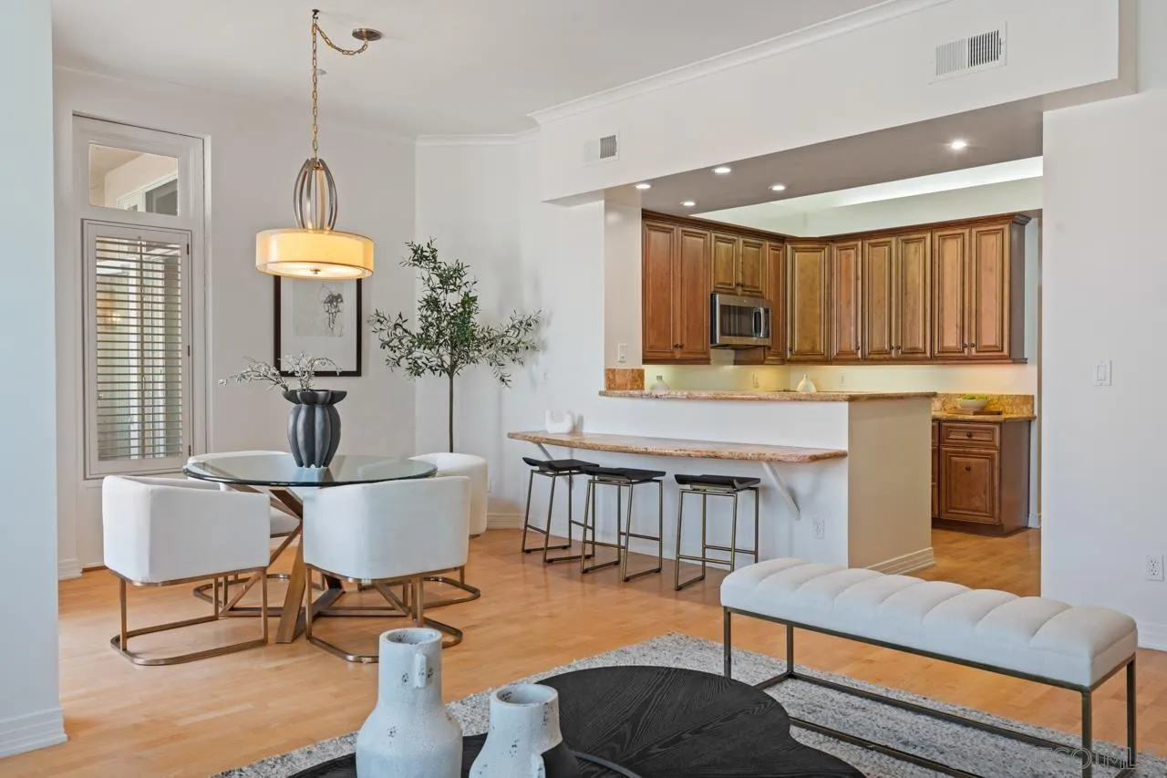 650 Columbia St. Unit 313