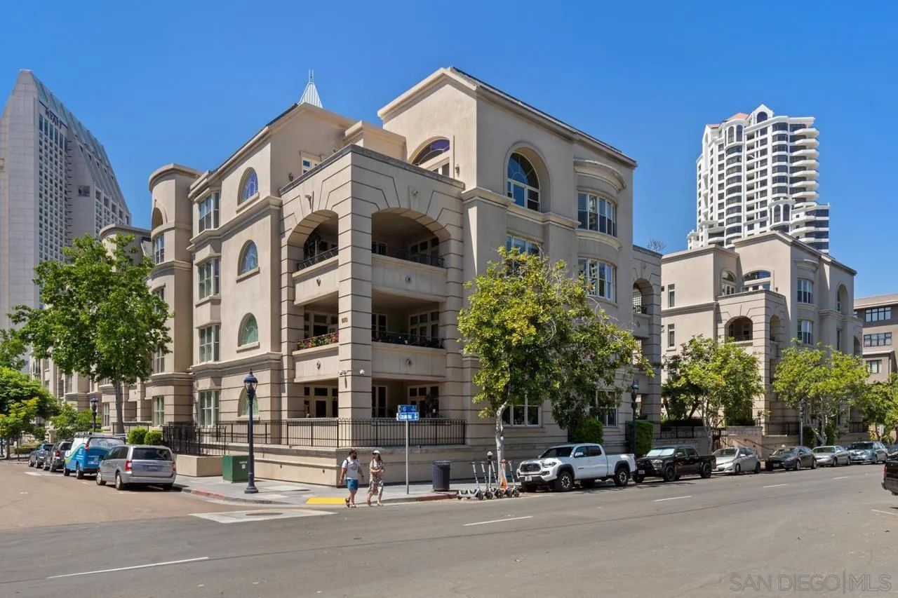 650 Columbia St. Unit 313
