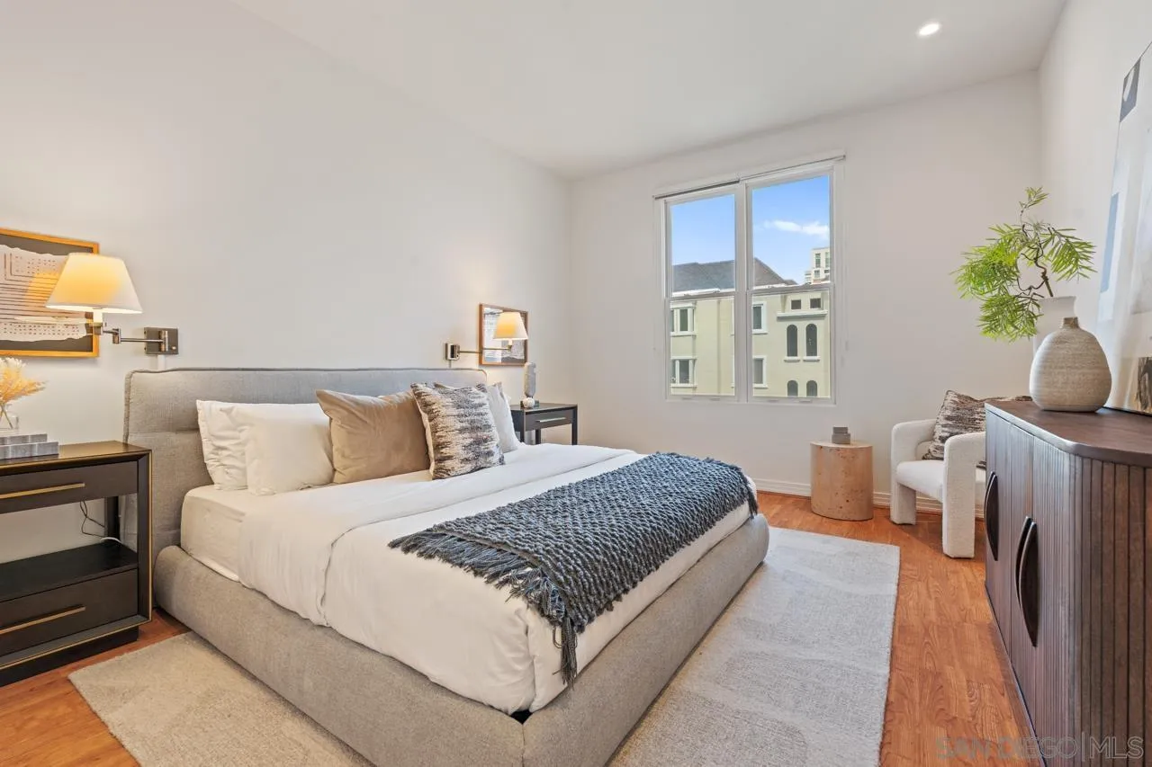 650 Columbia St. Unit 313
