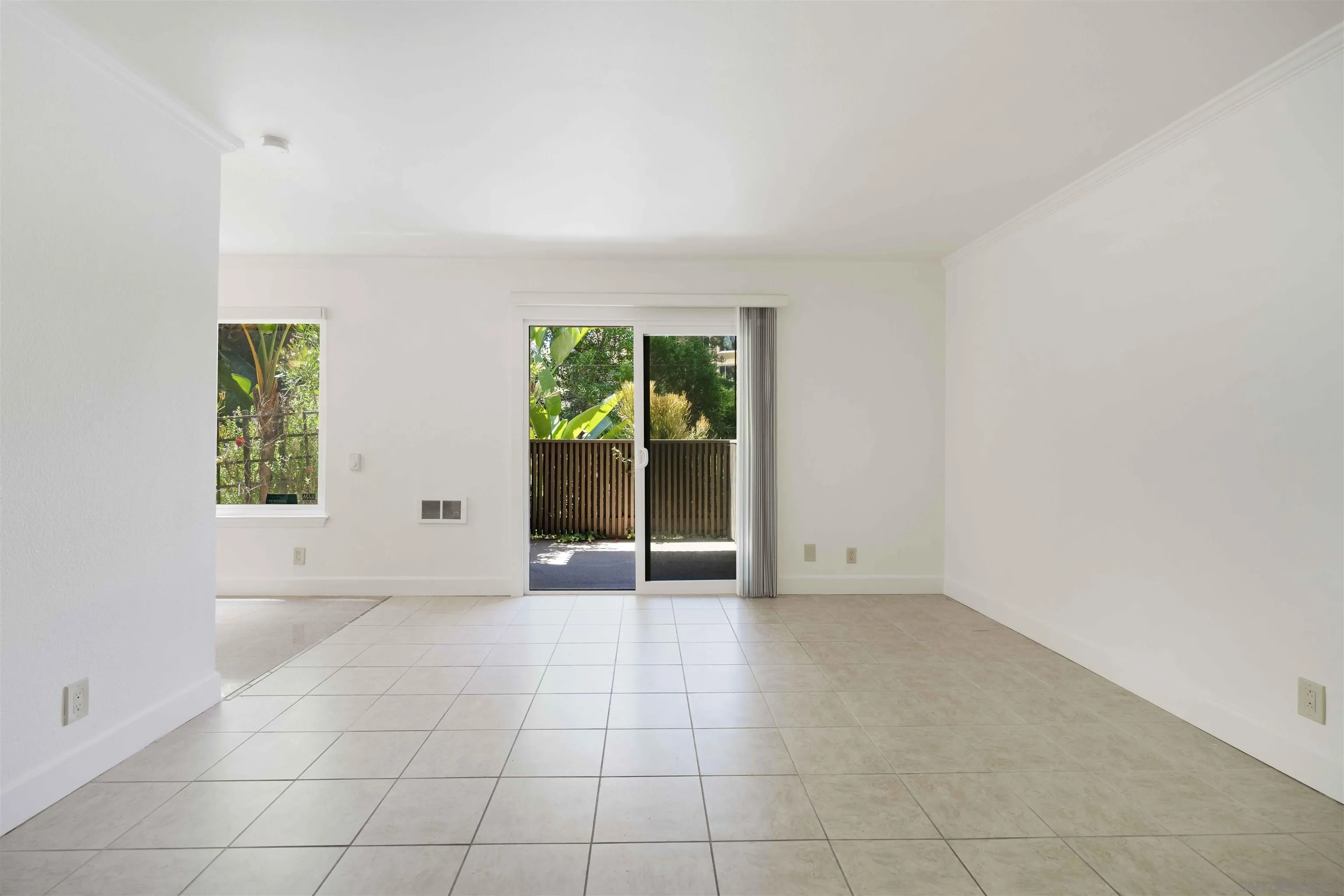 3136 Via Alicante Unit F