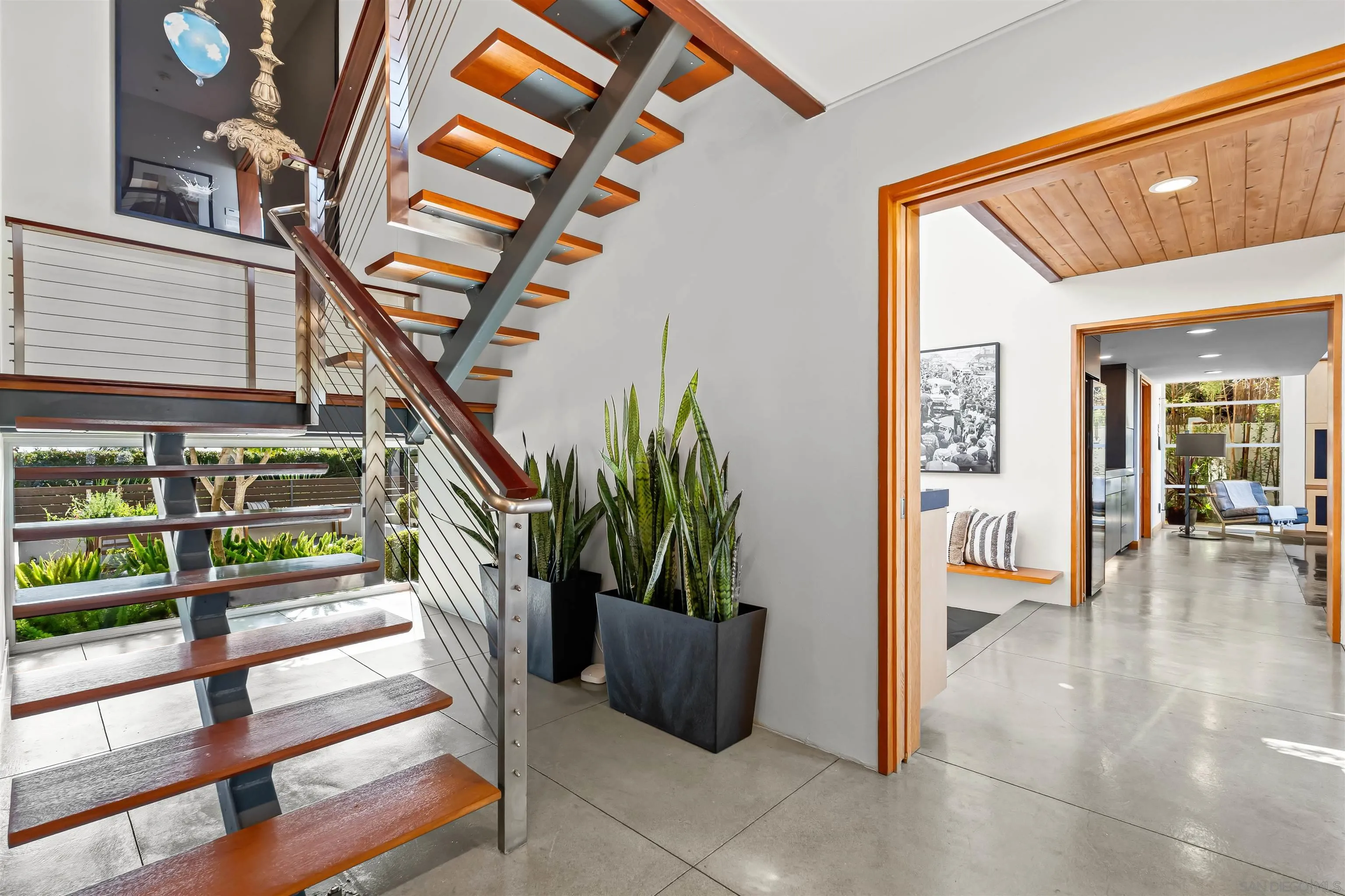 5259 Pacifica Dr