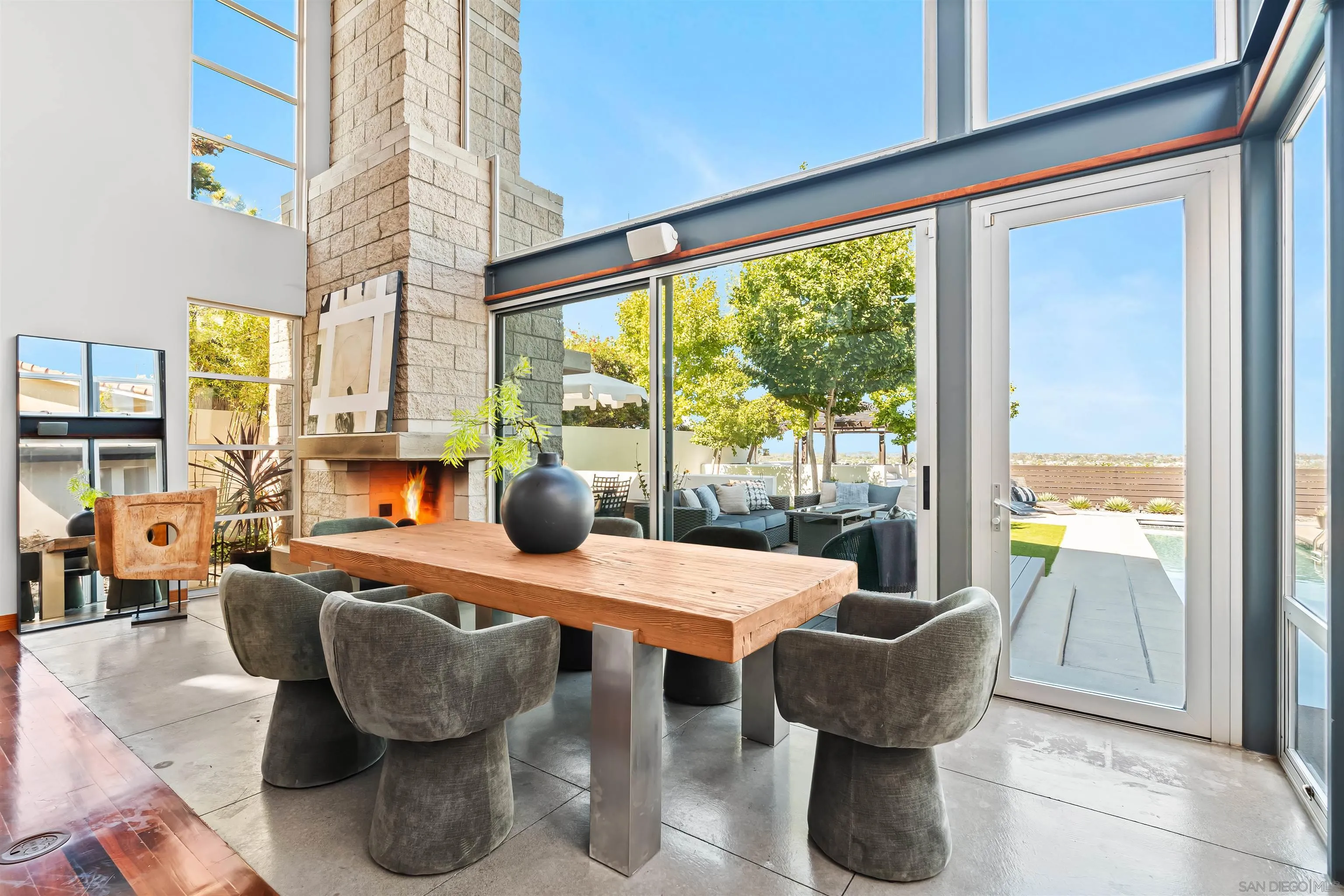 5259 Pacifica Dr