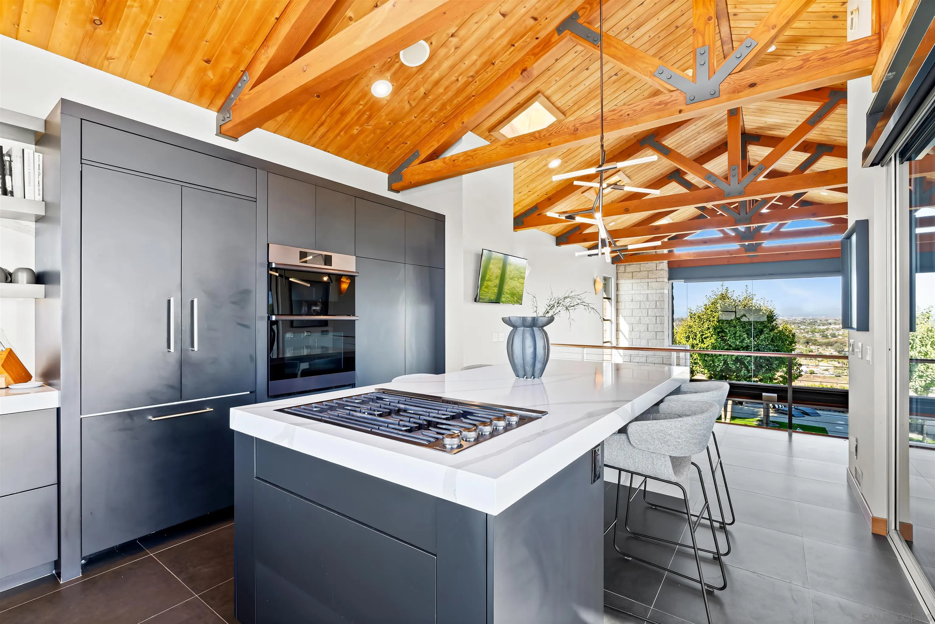 5259 Pacifica Dr