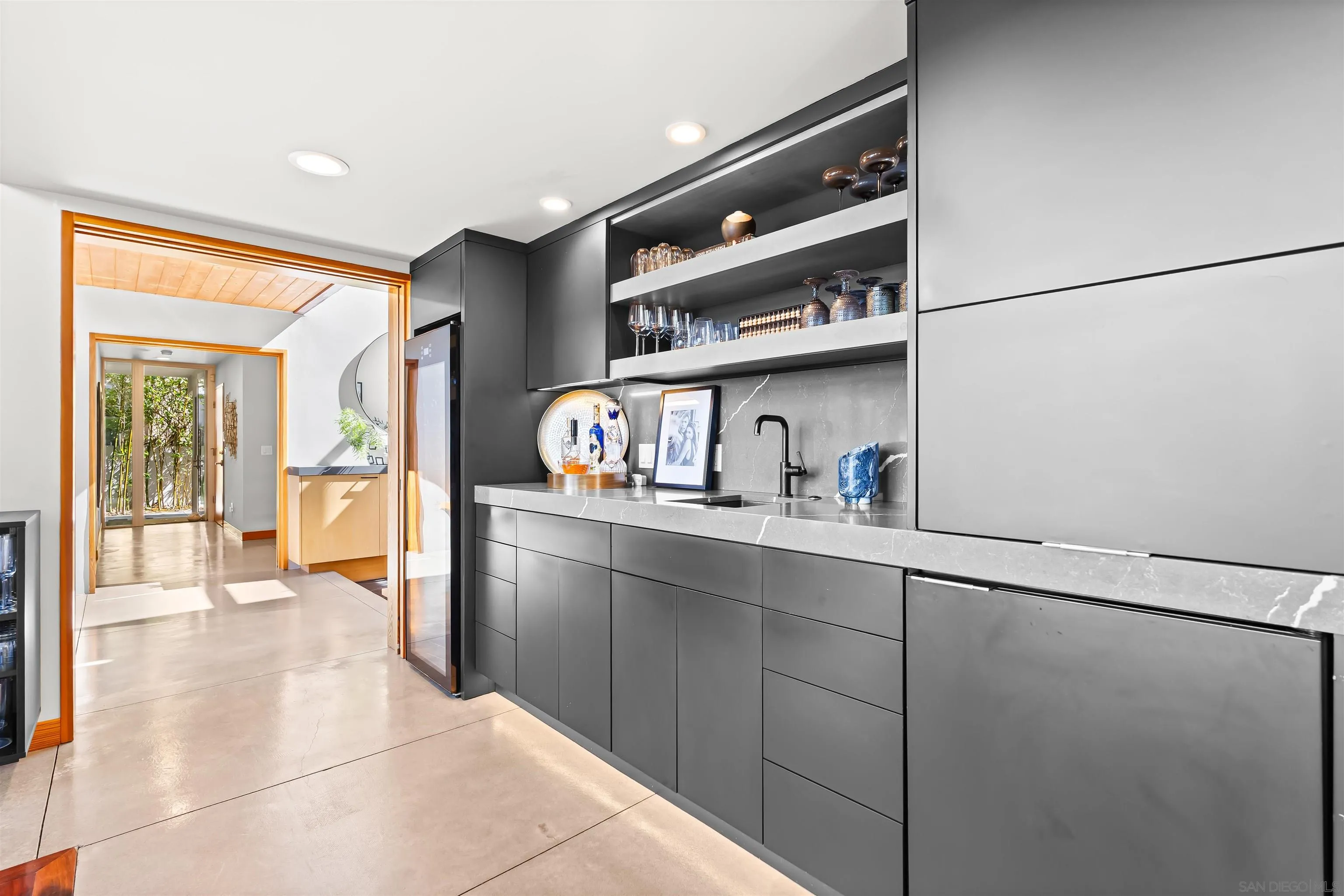 5259 Pacifica Dr