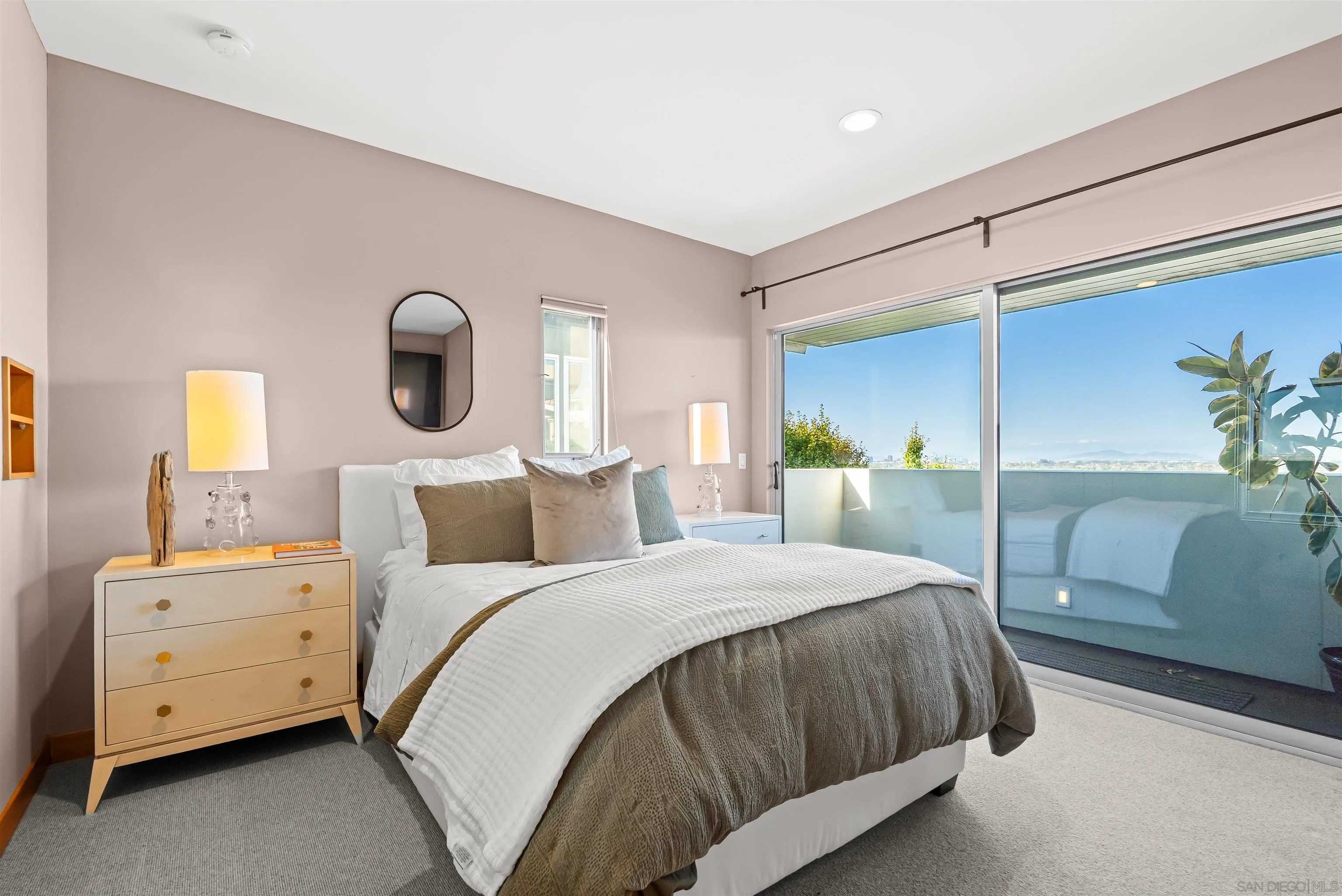 5259 Pacifica Dr