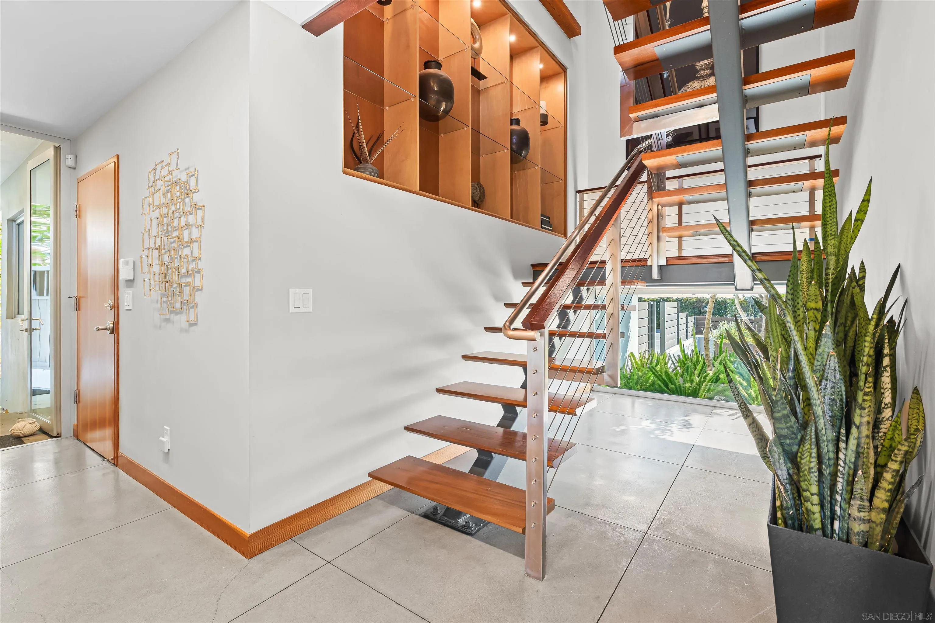 5259 Pacifica Dr
