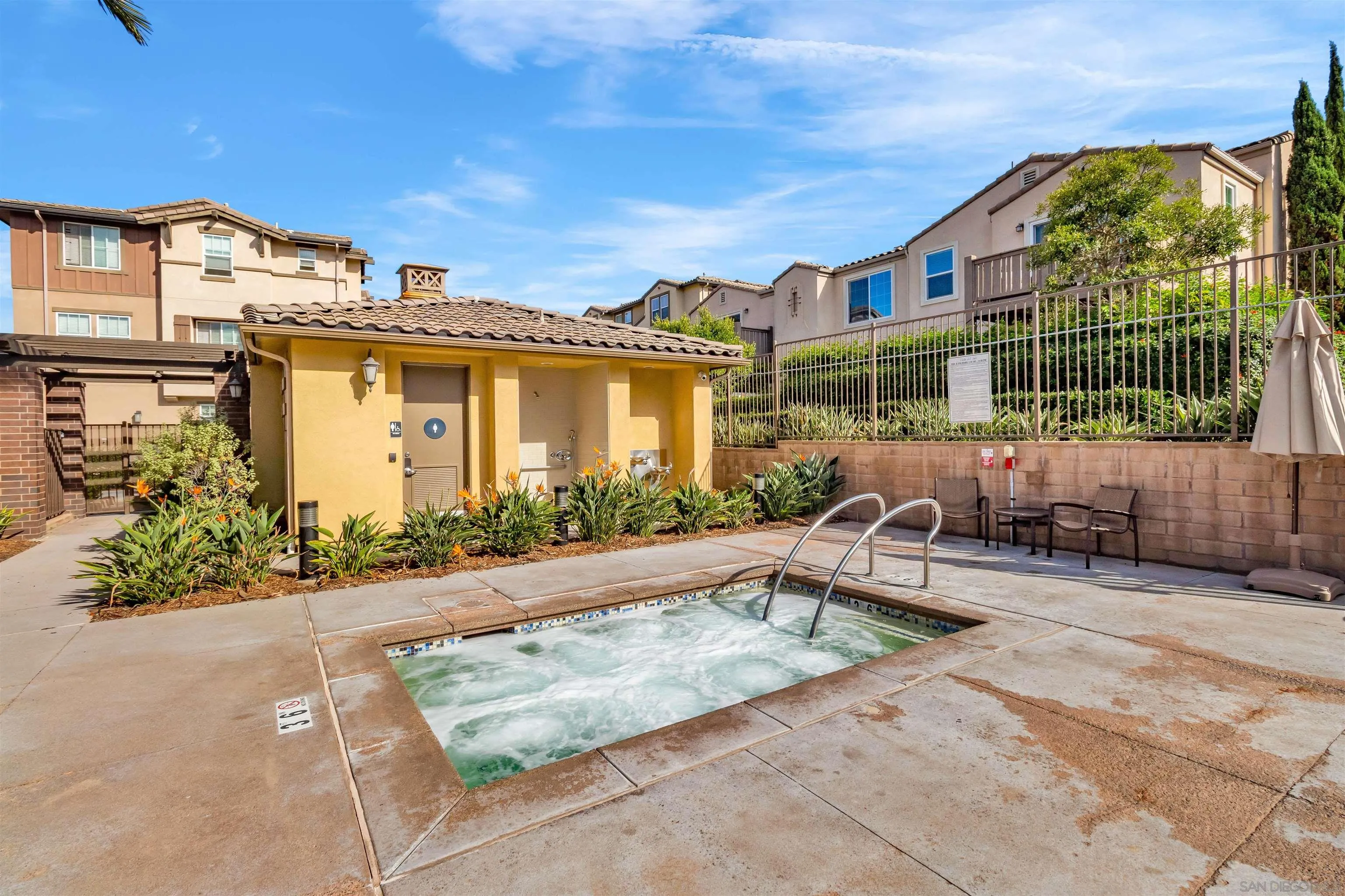 5515 San Roberto