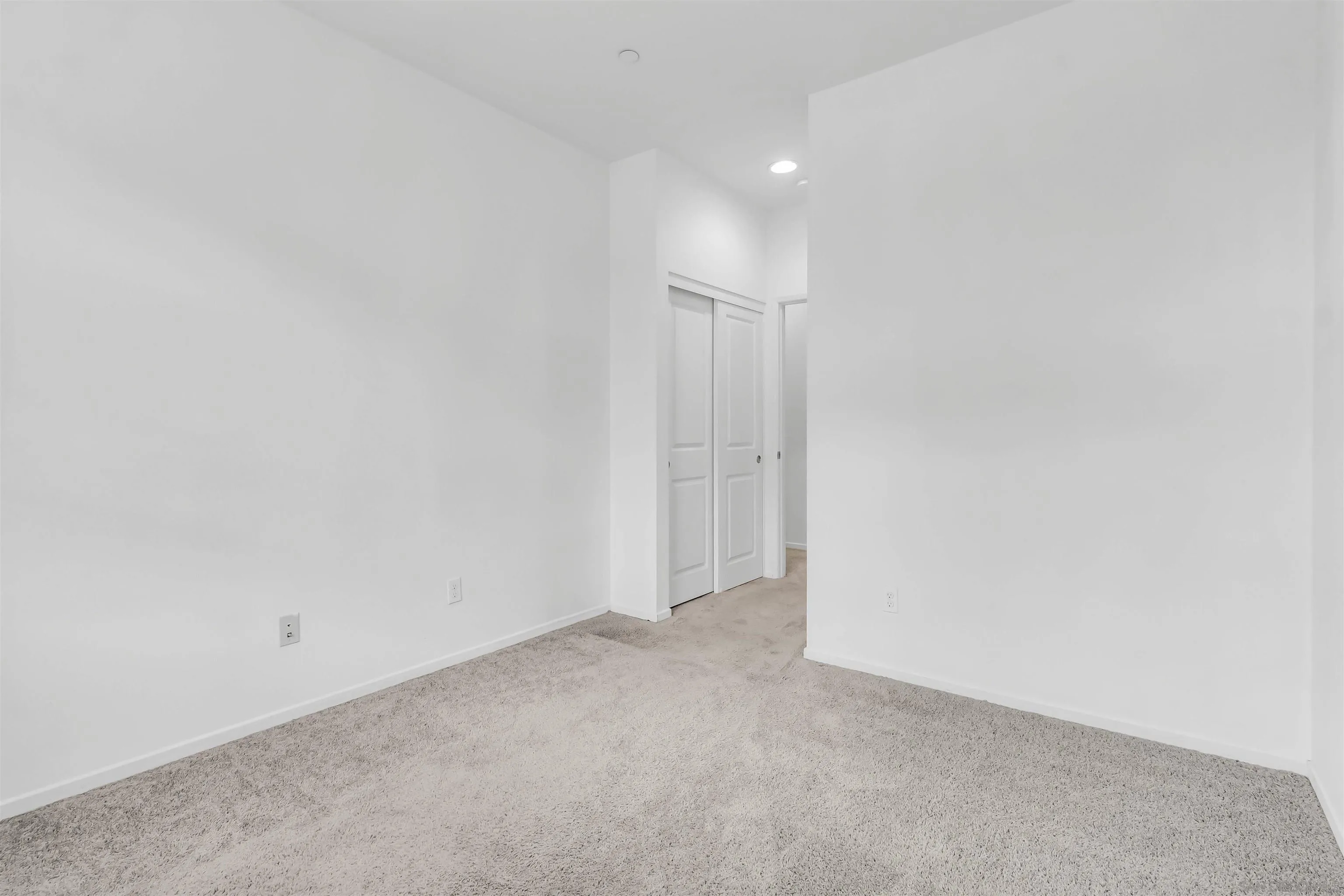 5515 San Roberto
