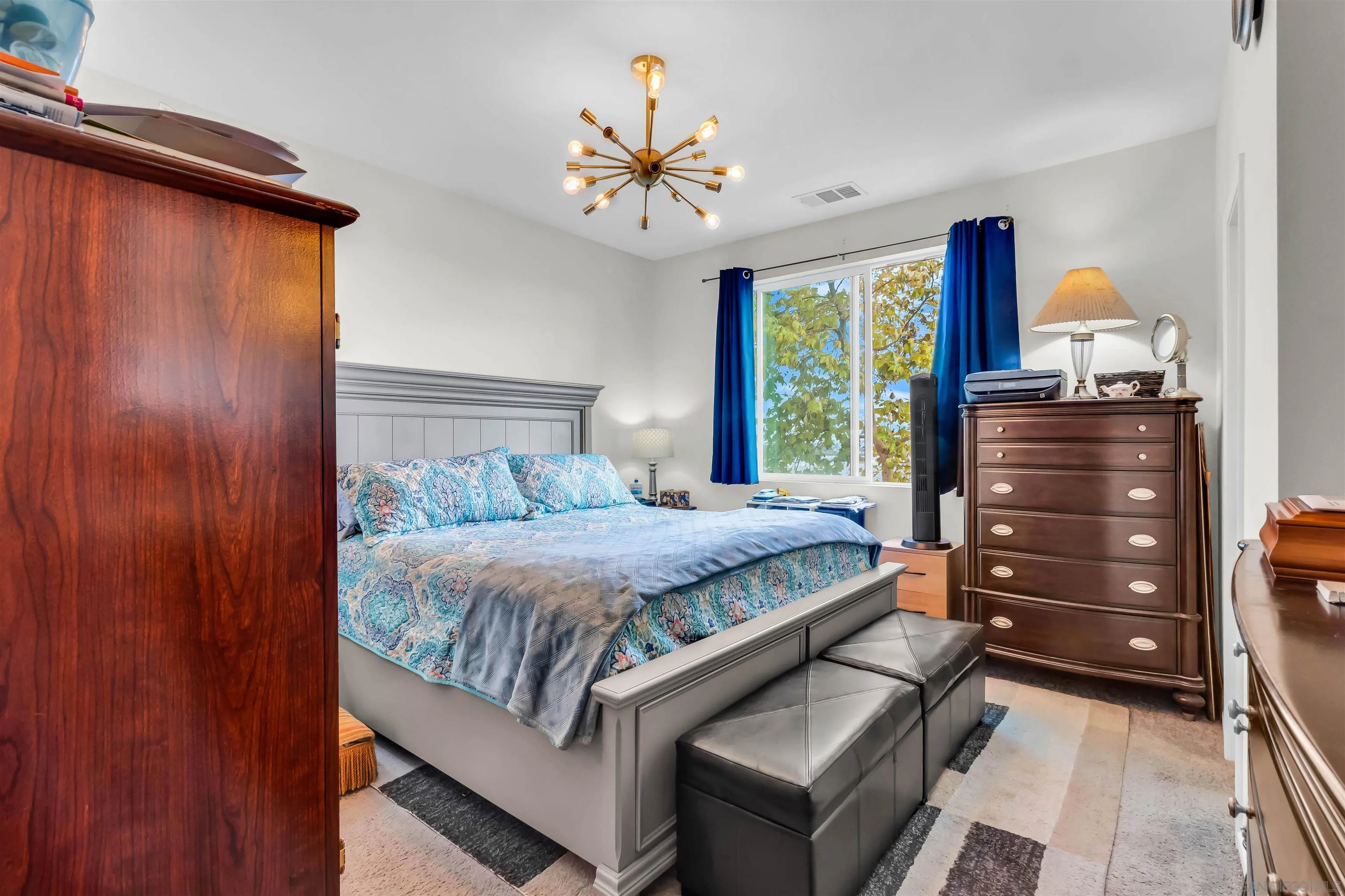 5515 San Roberto