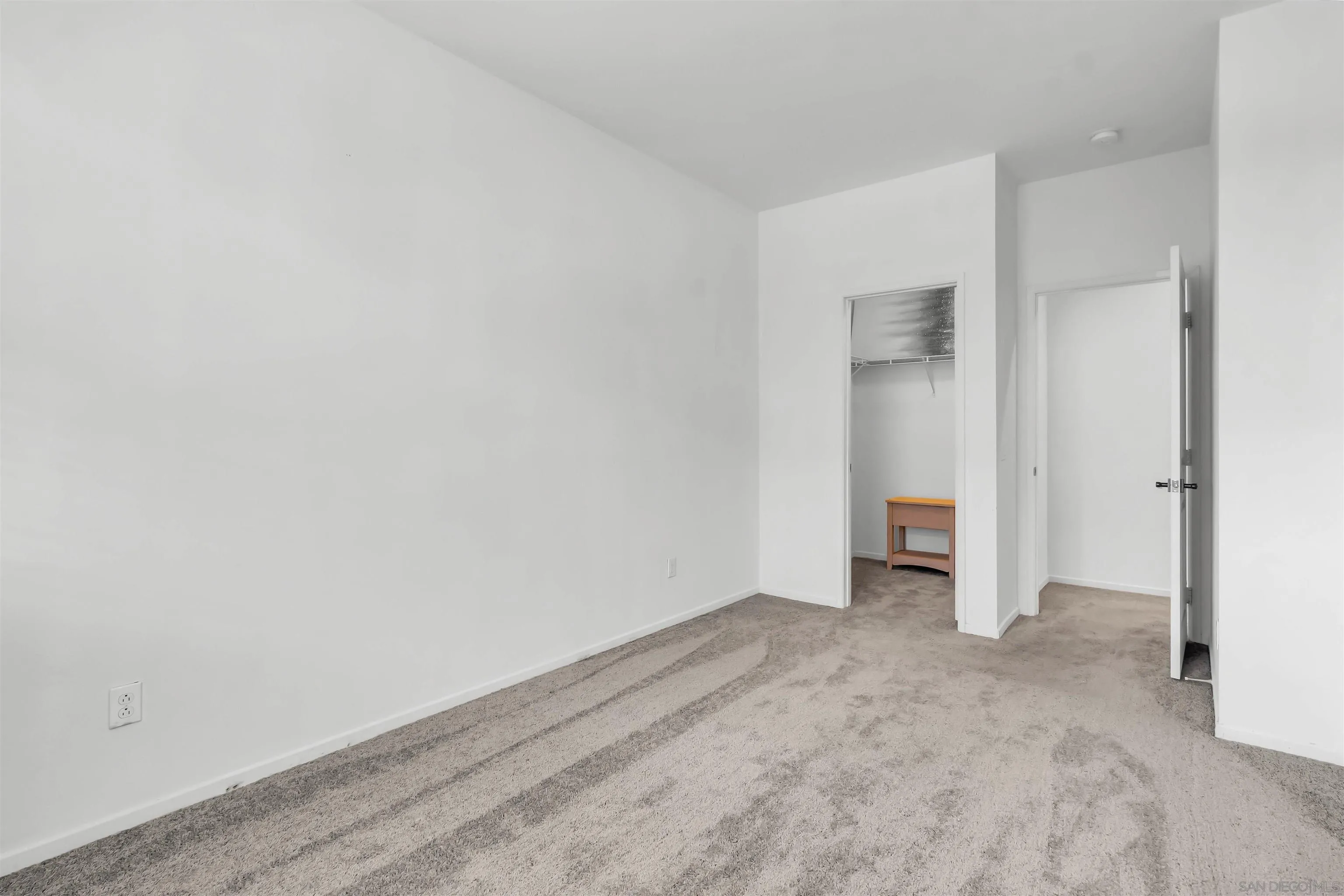 5515 San Roberto