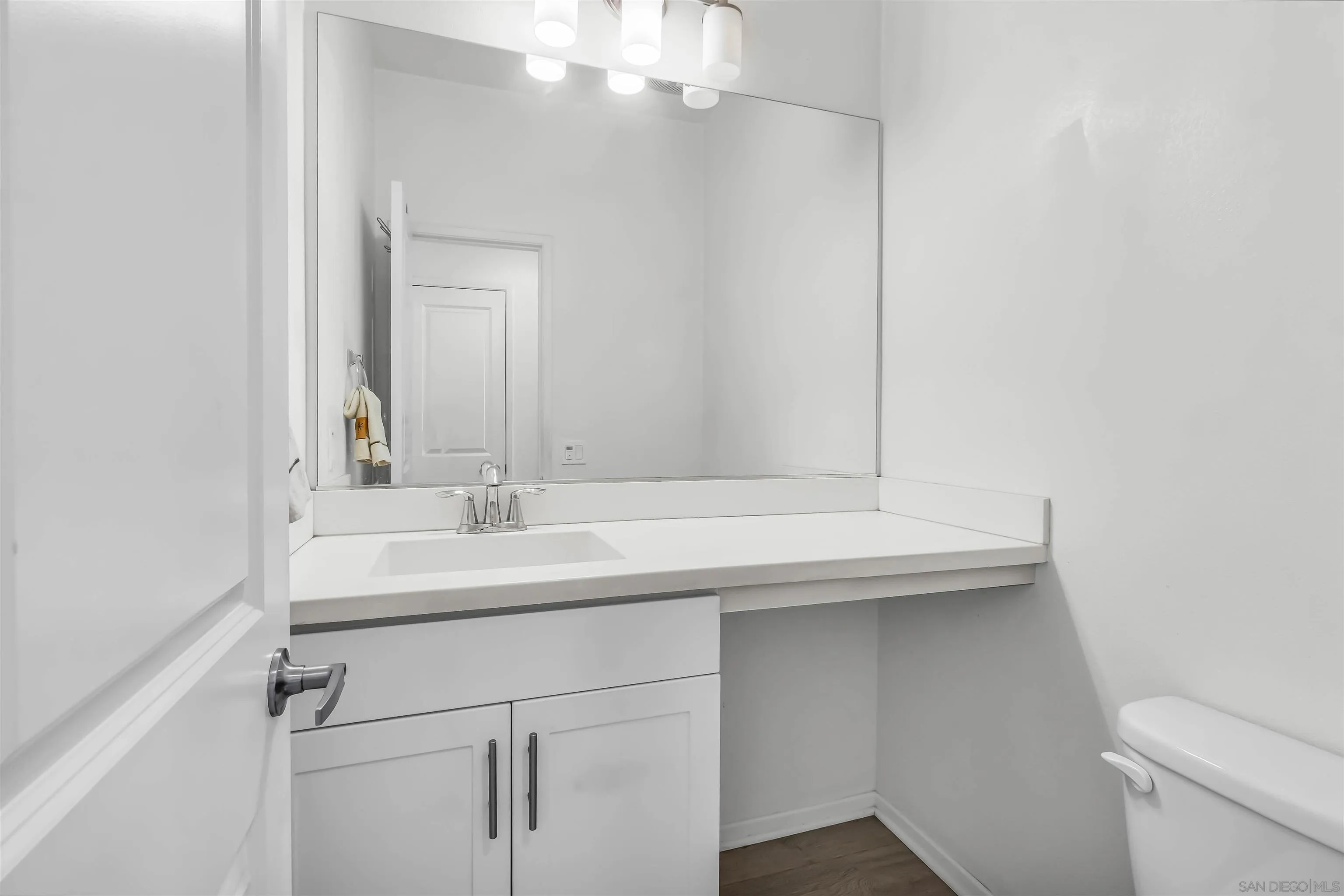 5515 San Roberto
