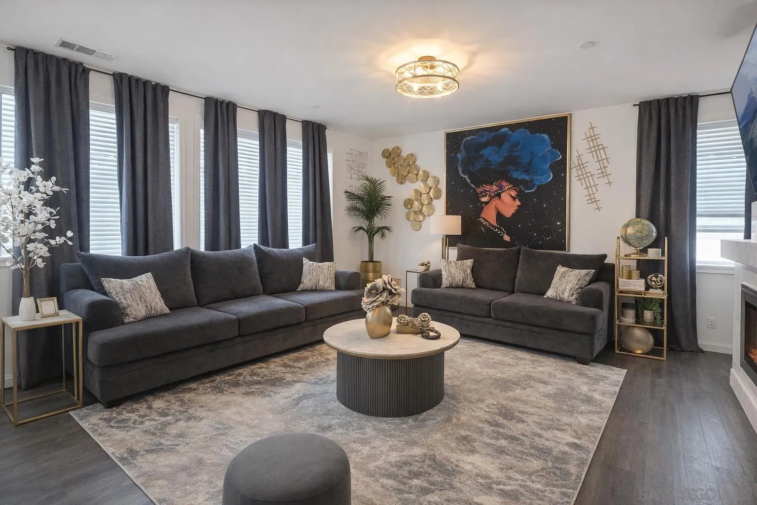 3162 E Painted Crescent