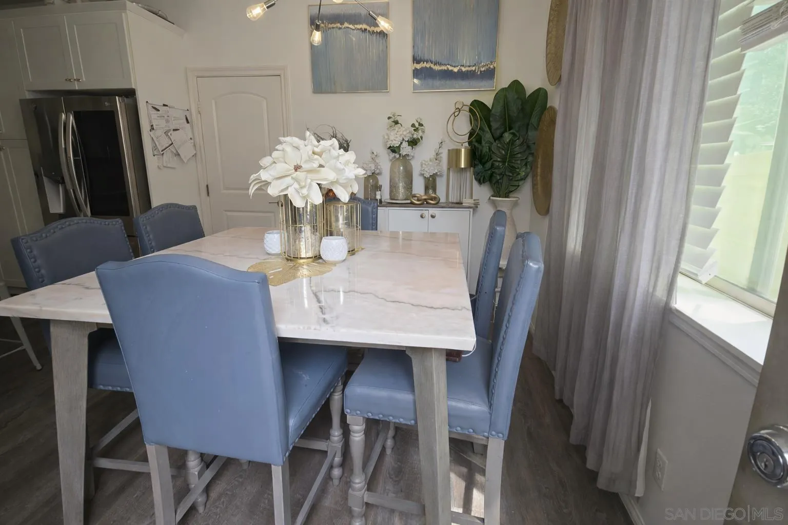 3162 E Painted Crescent