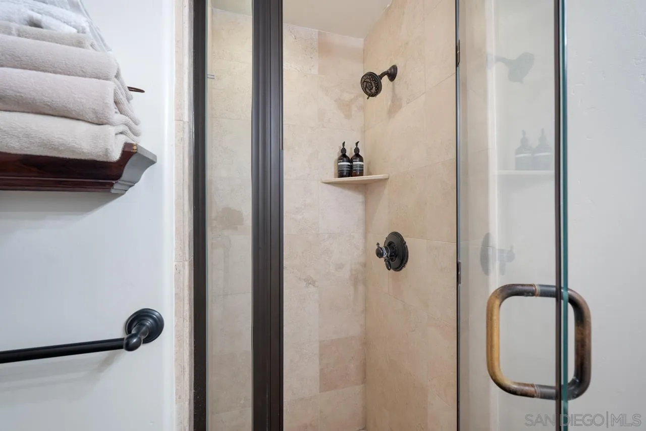 410 Pearl St. Unit 2b