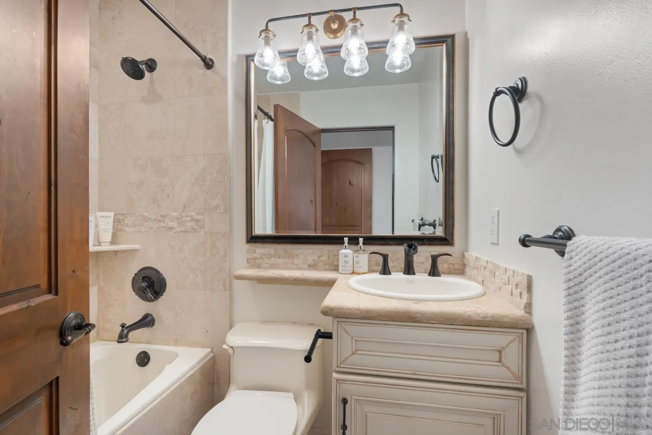 410 Pearl St. Unit 2b