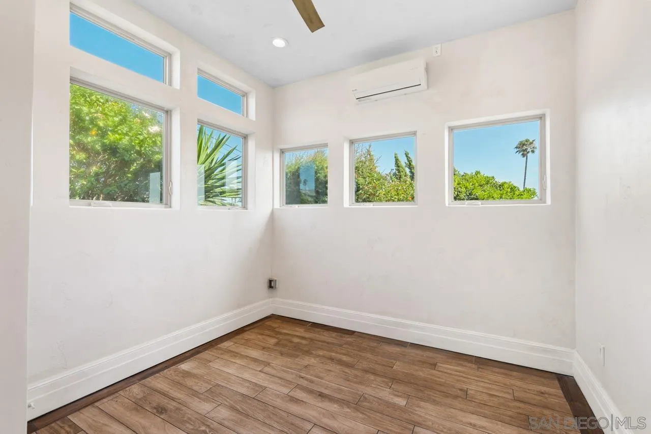 2402 Alto Cerro Circle