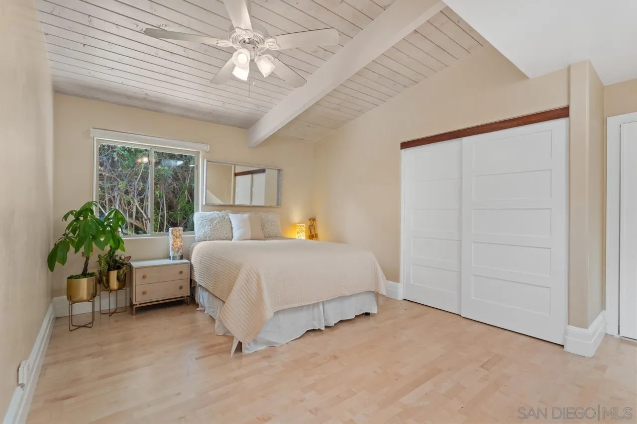 2402 Alto Cerro Circle