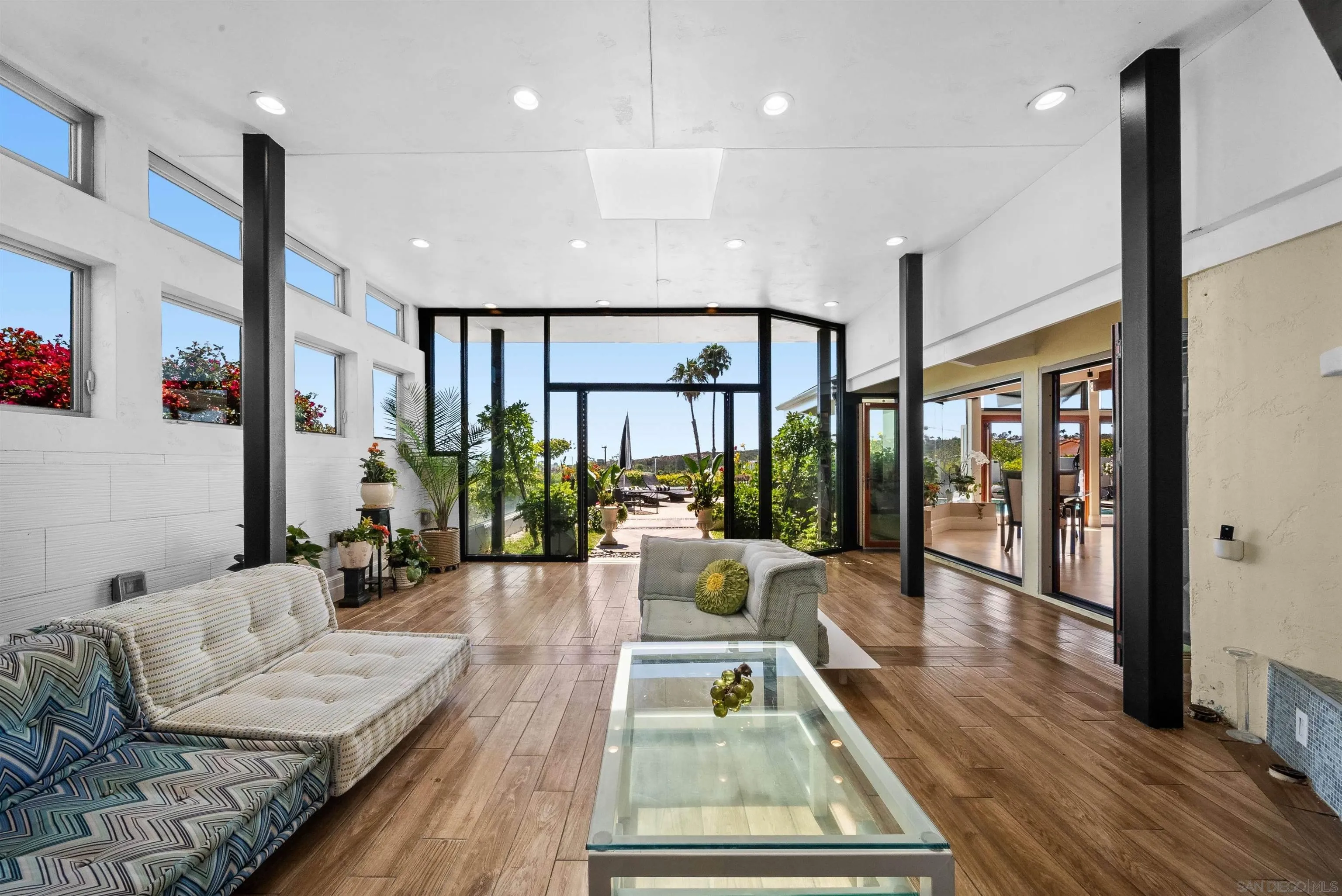 2402 Alto Cerro Circle
