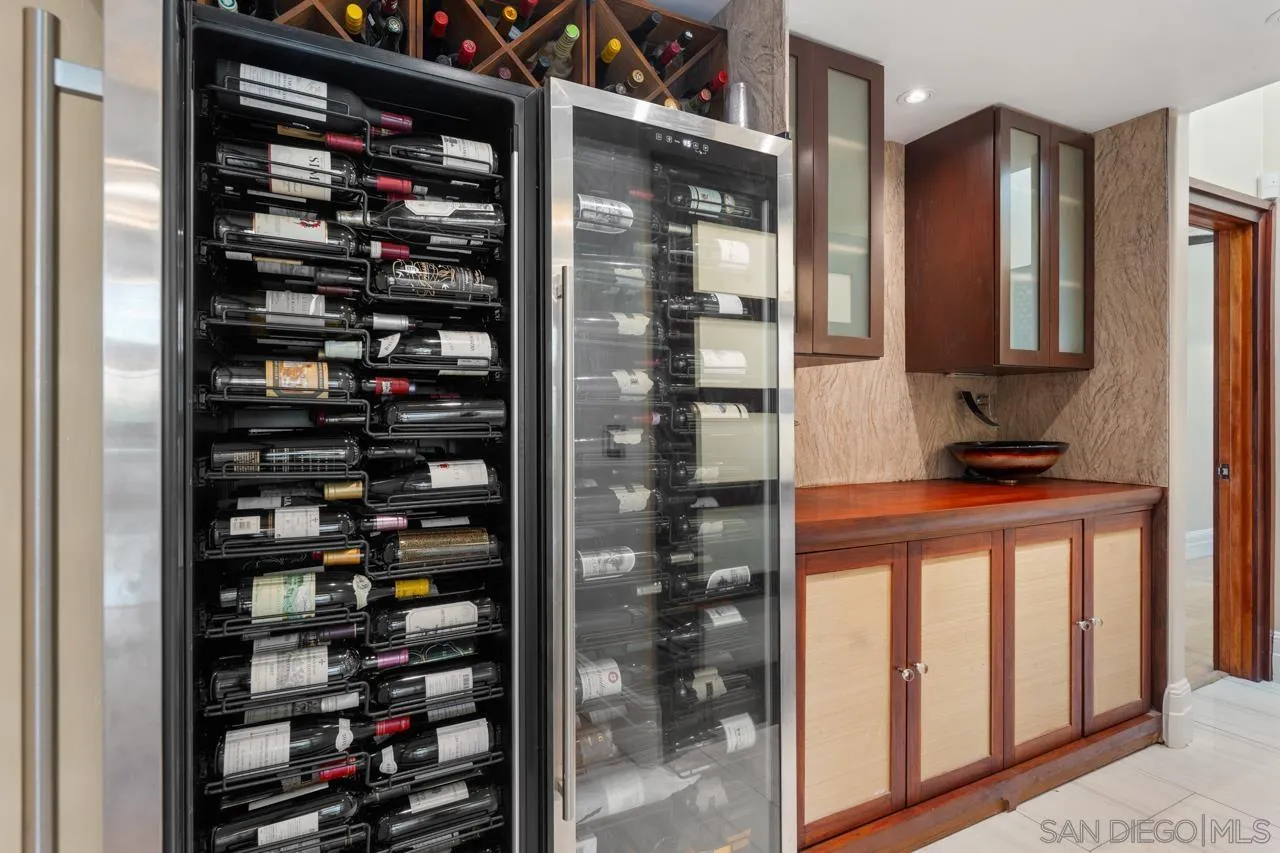 2402 Alto Cerro Circle