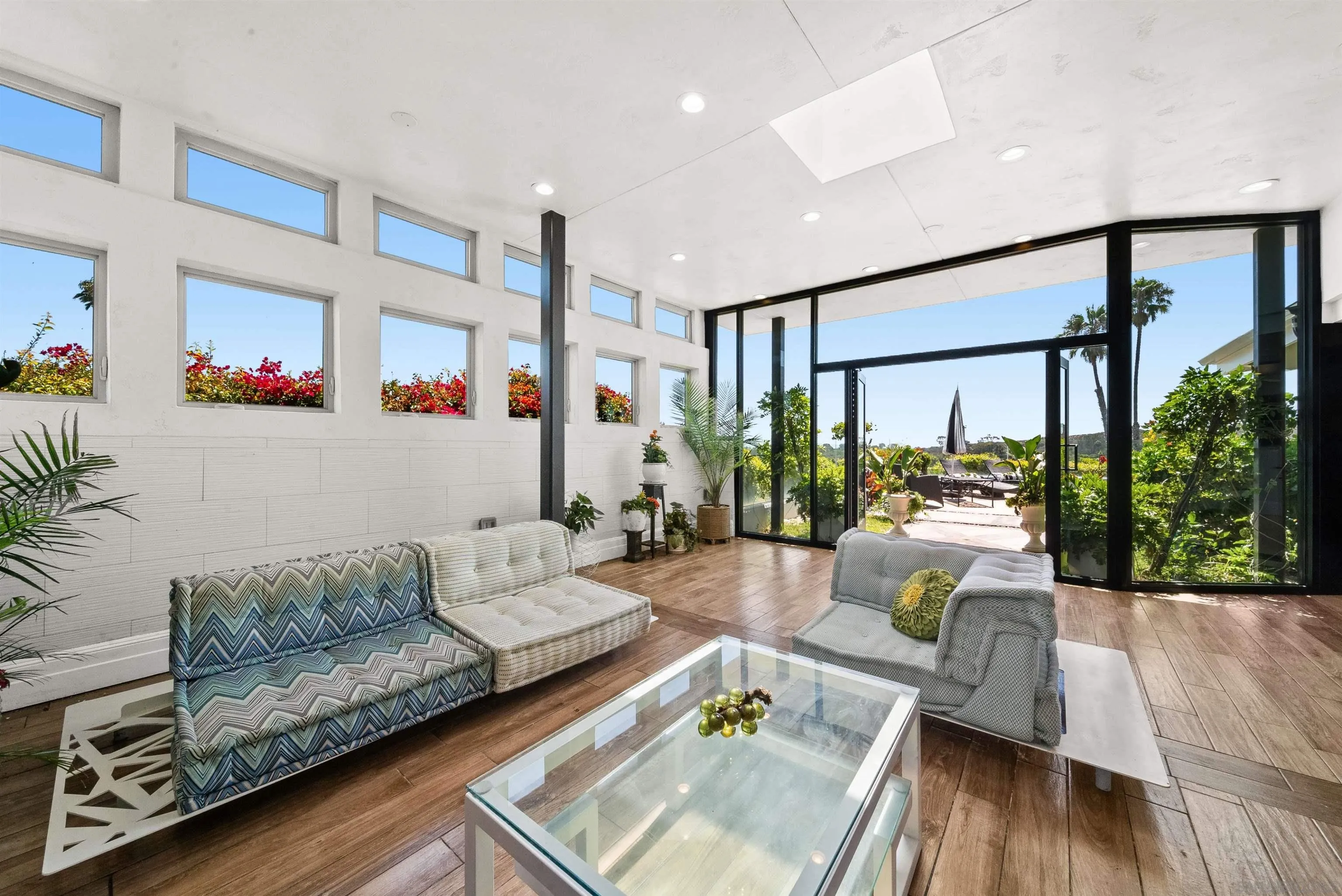 2402 Alto Cerro Circle