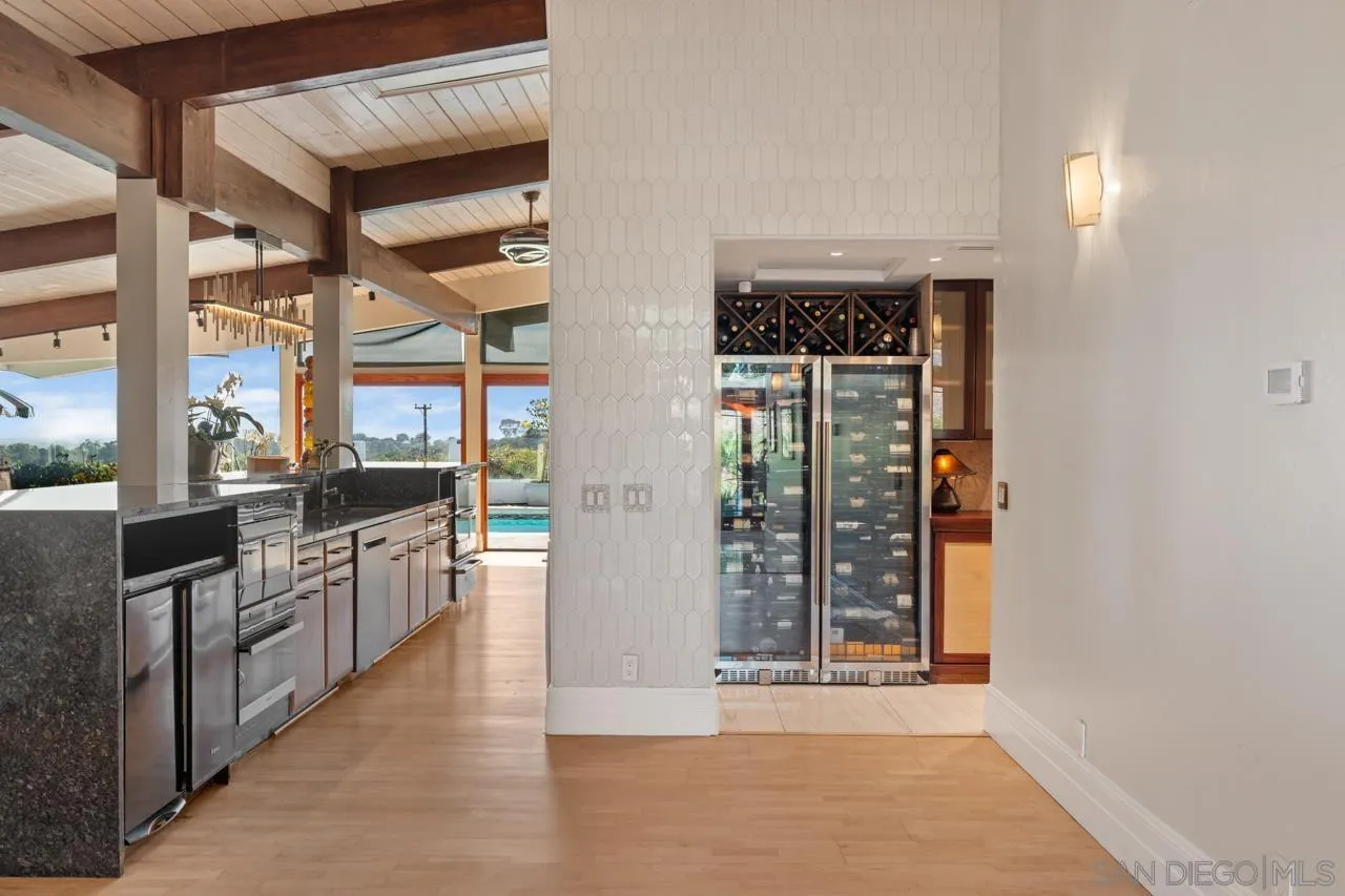 2402 Alto Cerro Circle