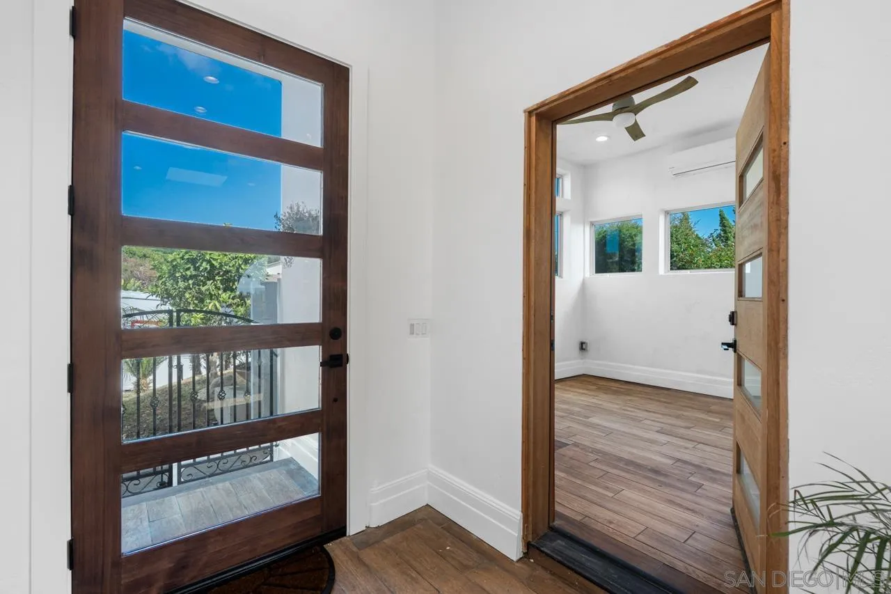 2402 Alto Cerro Circle