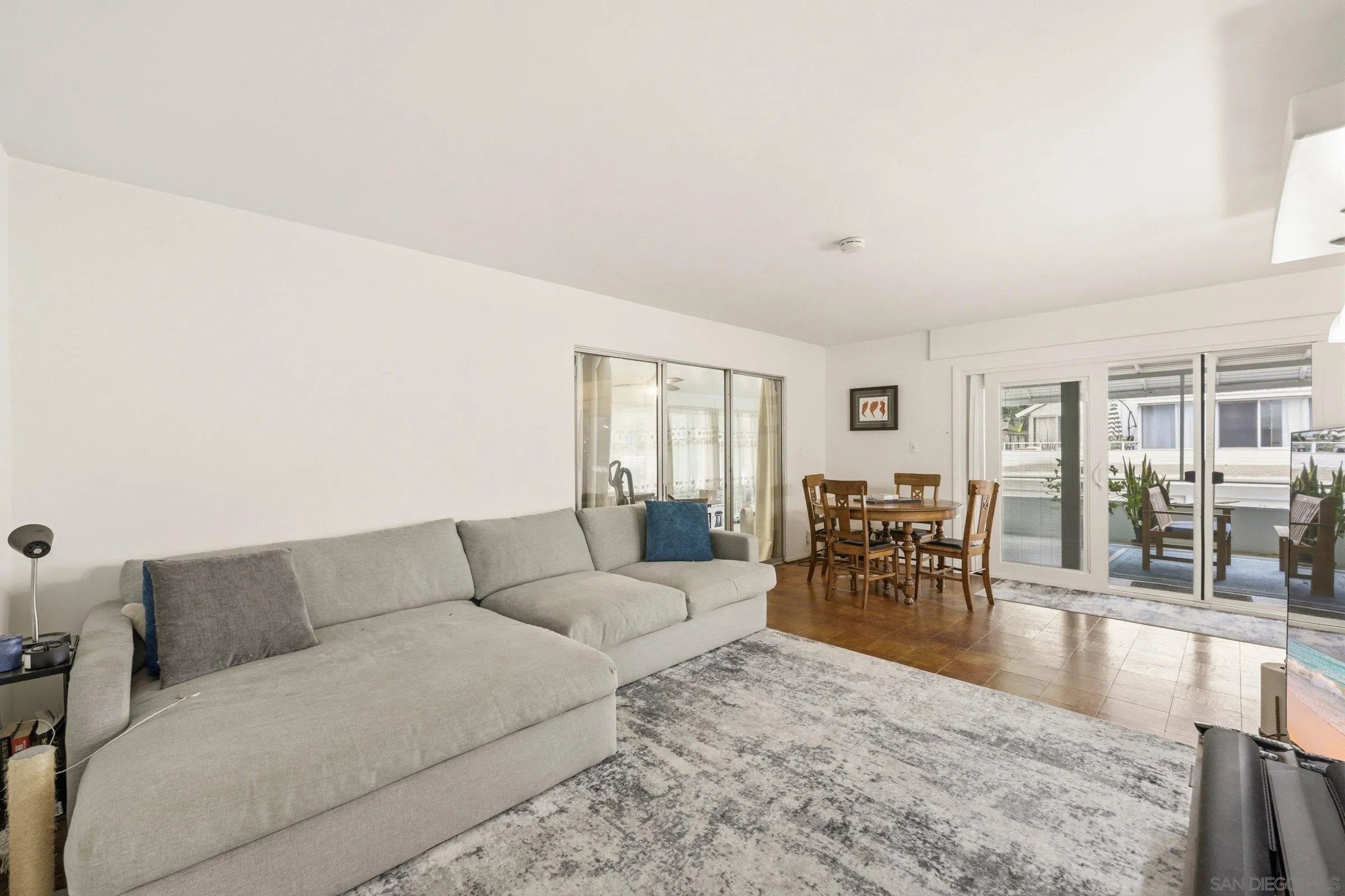 2364 Torrey Pines Rd. Unit 38