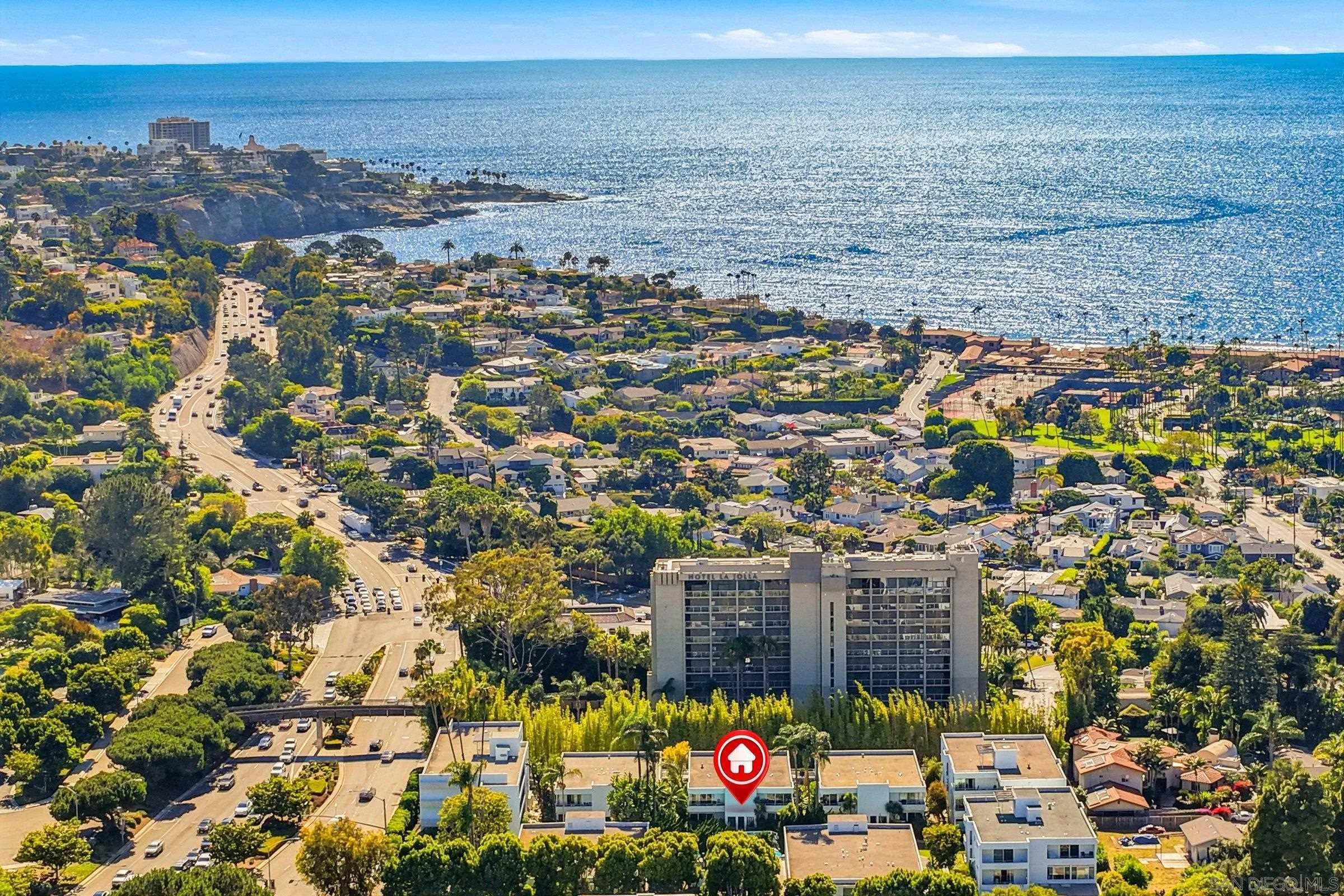 2364 Torrey Pines Rd. Unit 38