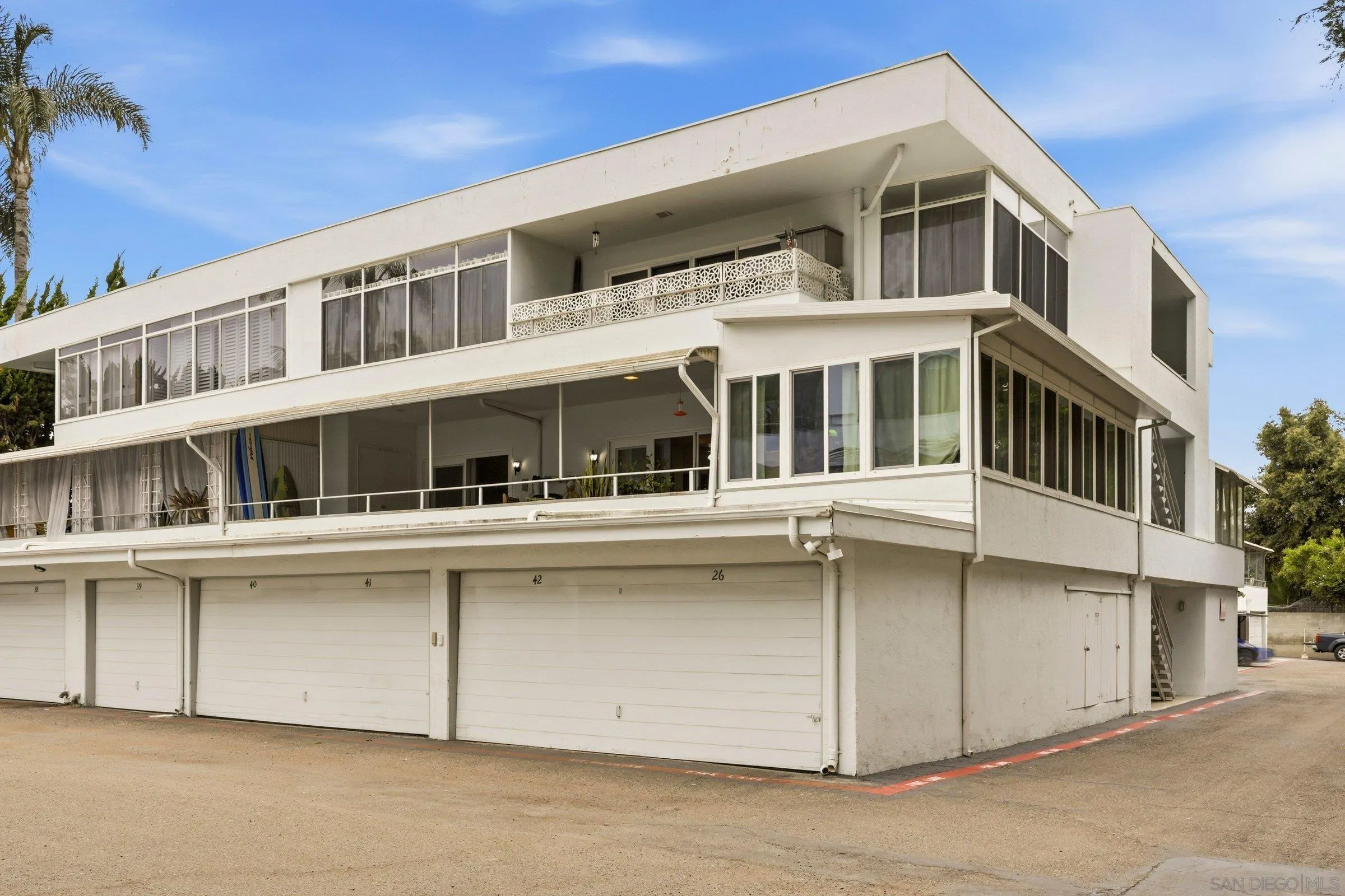 2364 Torrey Pines Rd. Unit 38