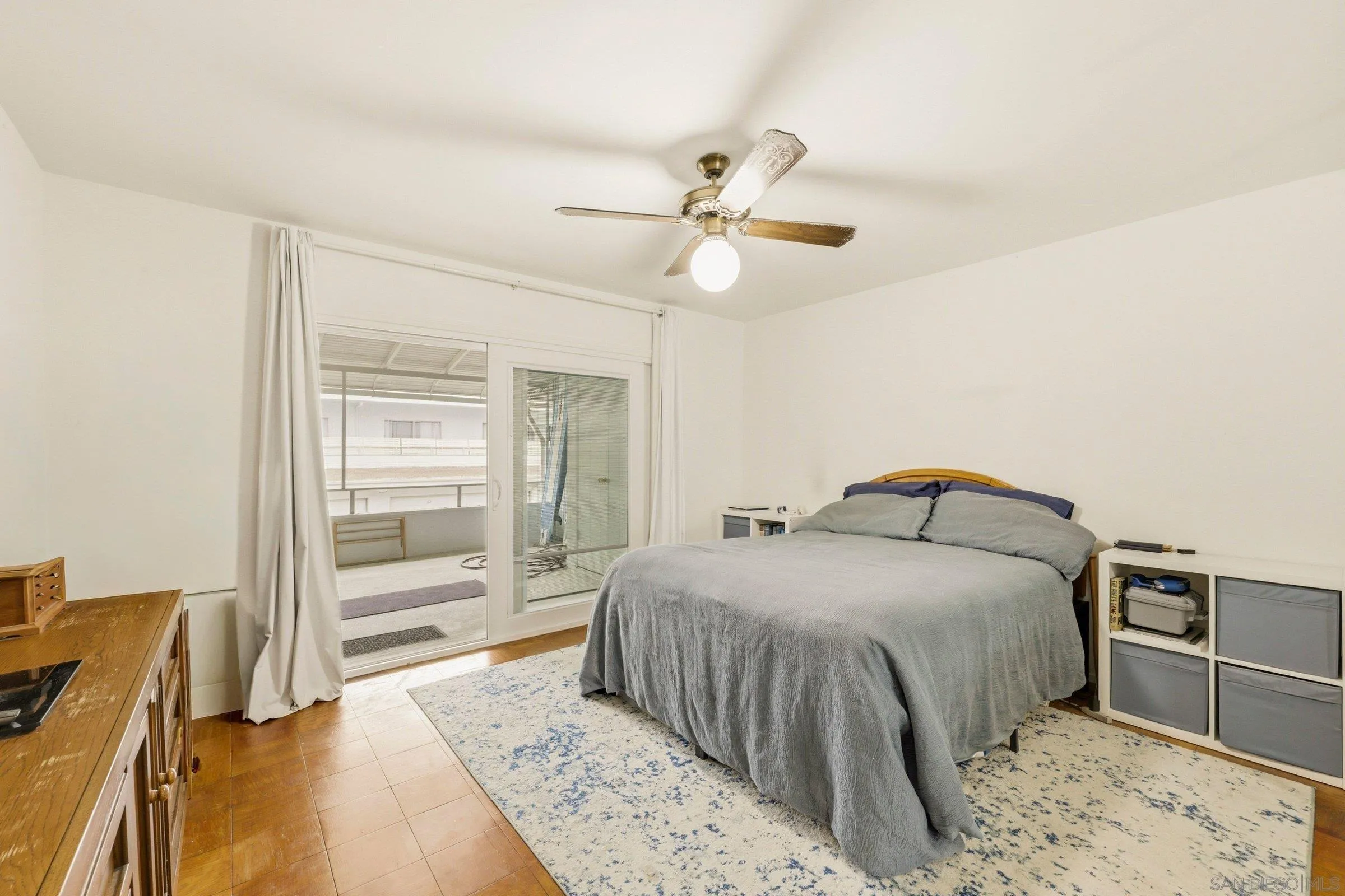 2364 Torrey Pines Rd. Unit 38