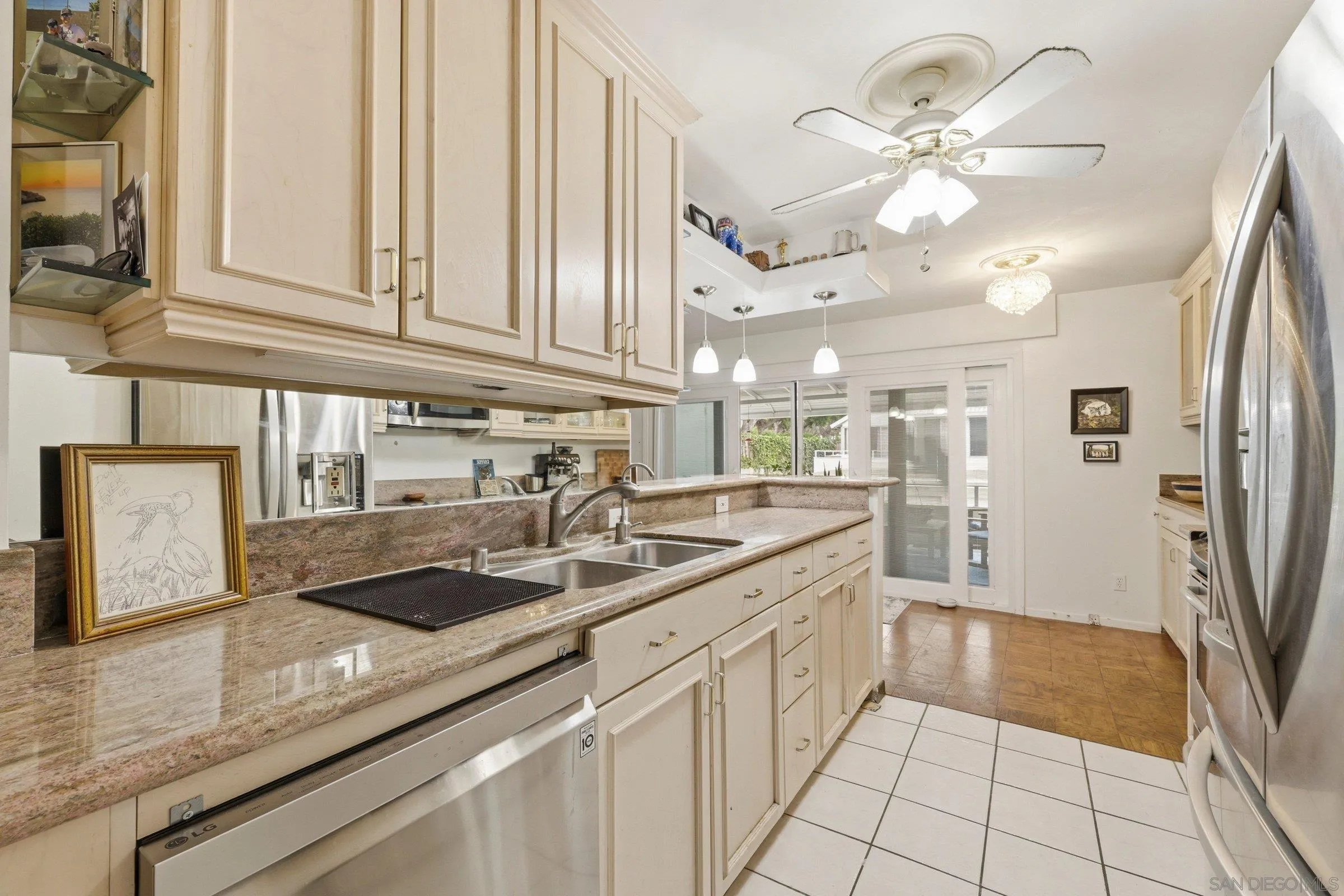 2364 Torrey Pines Rd. Unit 38