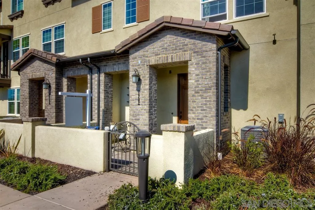 16467 Veridian Circle