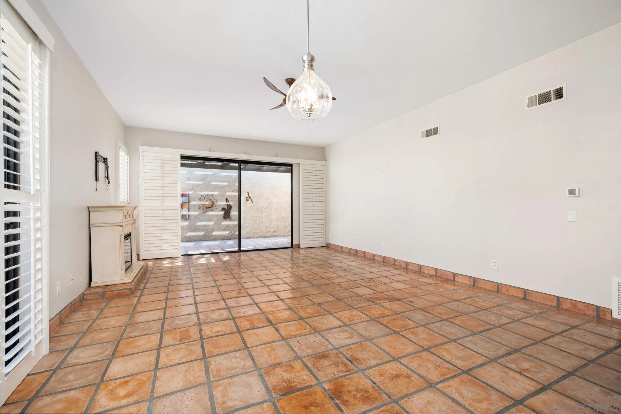 4837 S Winners Circle Unit A