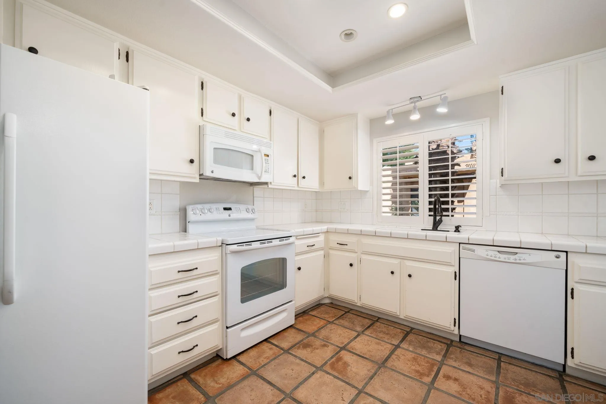 4837 S Winners Circle Unit A