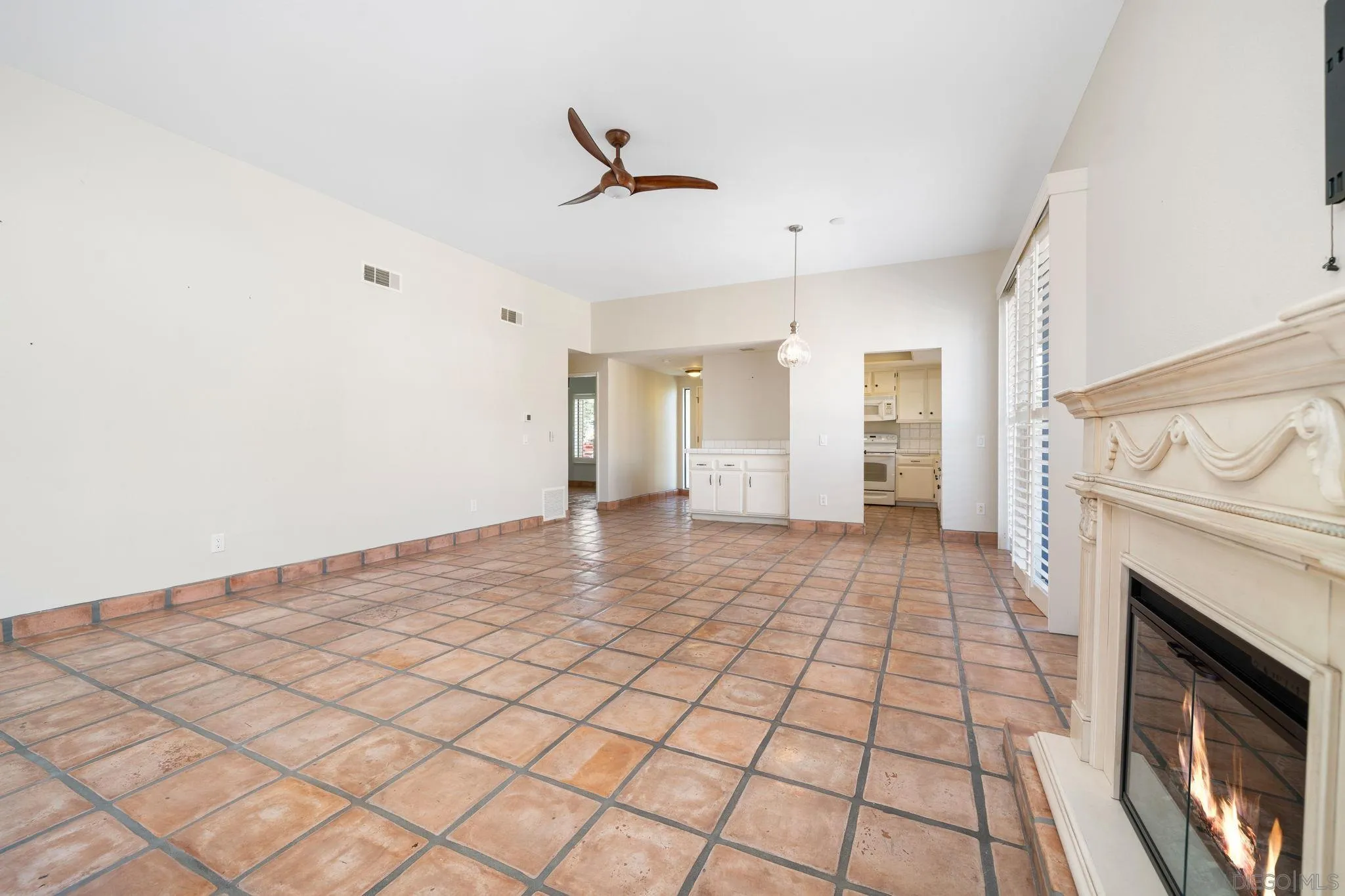 4837 S Winners Circle Unit A