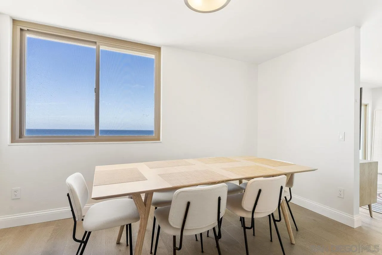 909 Coast Blvd Unit 26