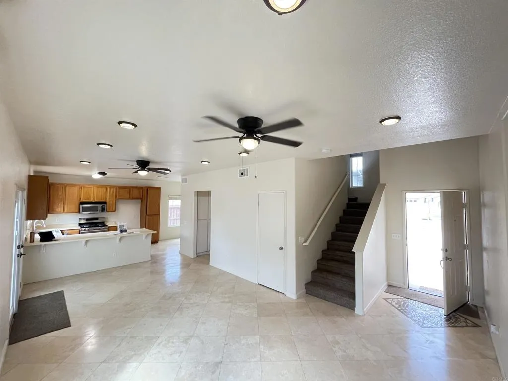 2303 Montecito Avenue