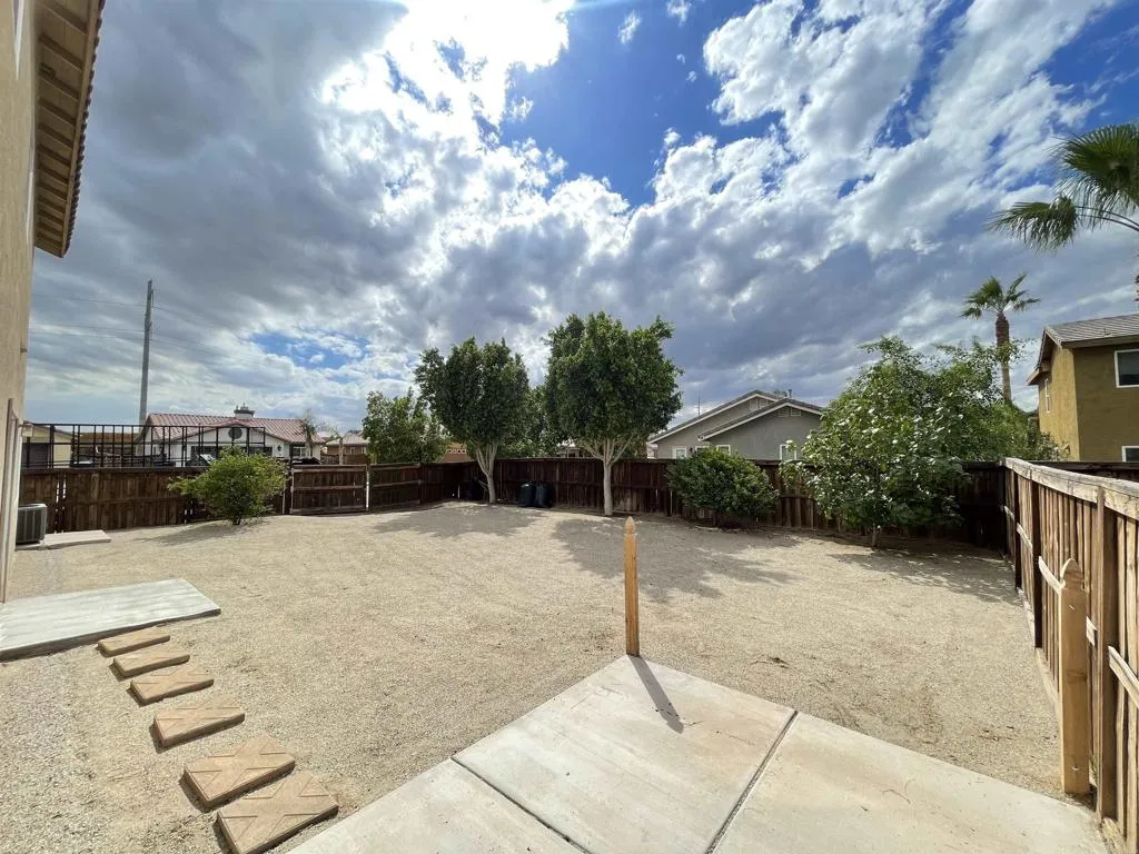 2303 Montecito Avenue